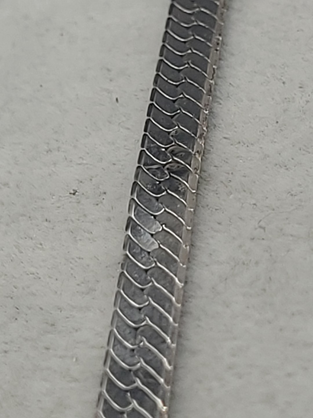 VTG Herringbone Chain Sterling Silver 24” 5.3mm 20.7g ONE KINK HARDLY VISIBLE