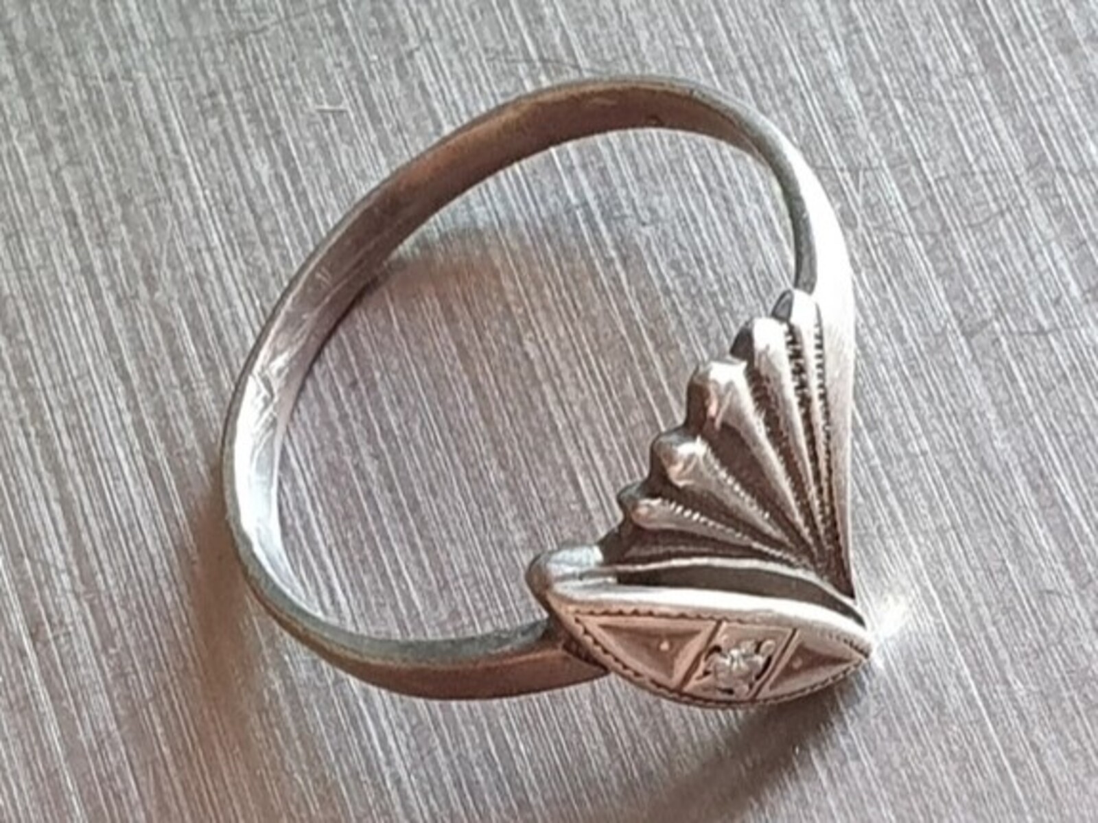 Vintage Soviet USSR ring sterling silver 925 ⭐ Size 8.5 Weight 2.08 g.
