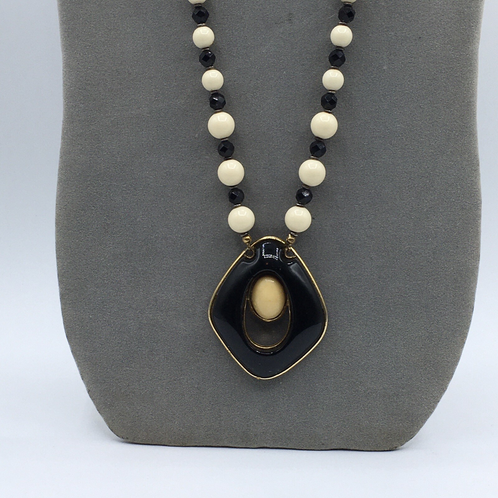 Vintage Black & Off-White Plastic Bead Beaded 24″ Necklace Fish Hook Clasp Japan