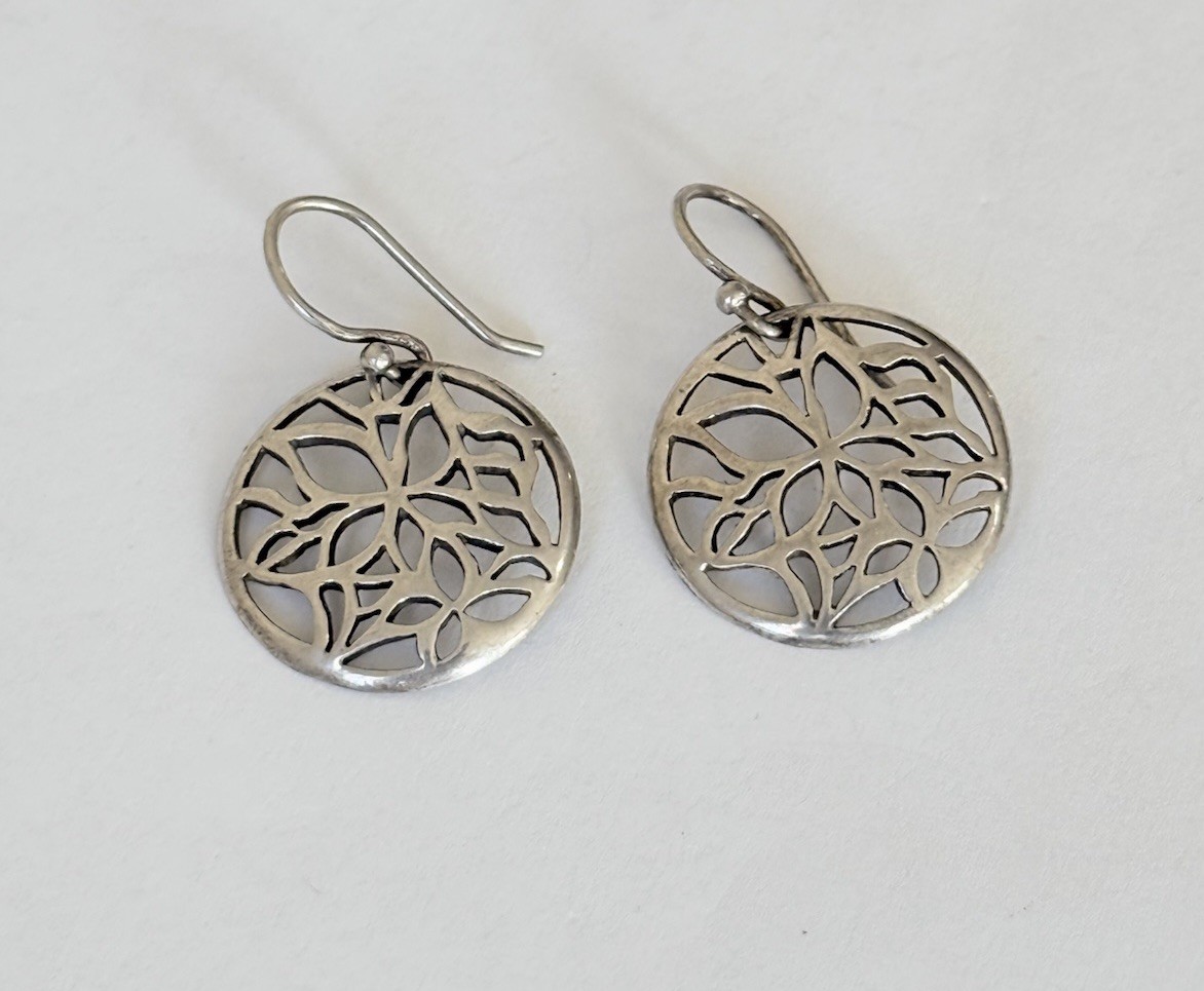 Vintage Sterling Silver Edelweiss Flower Filigree Mandala Hook Earrings
