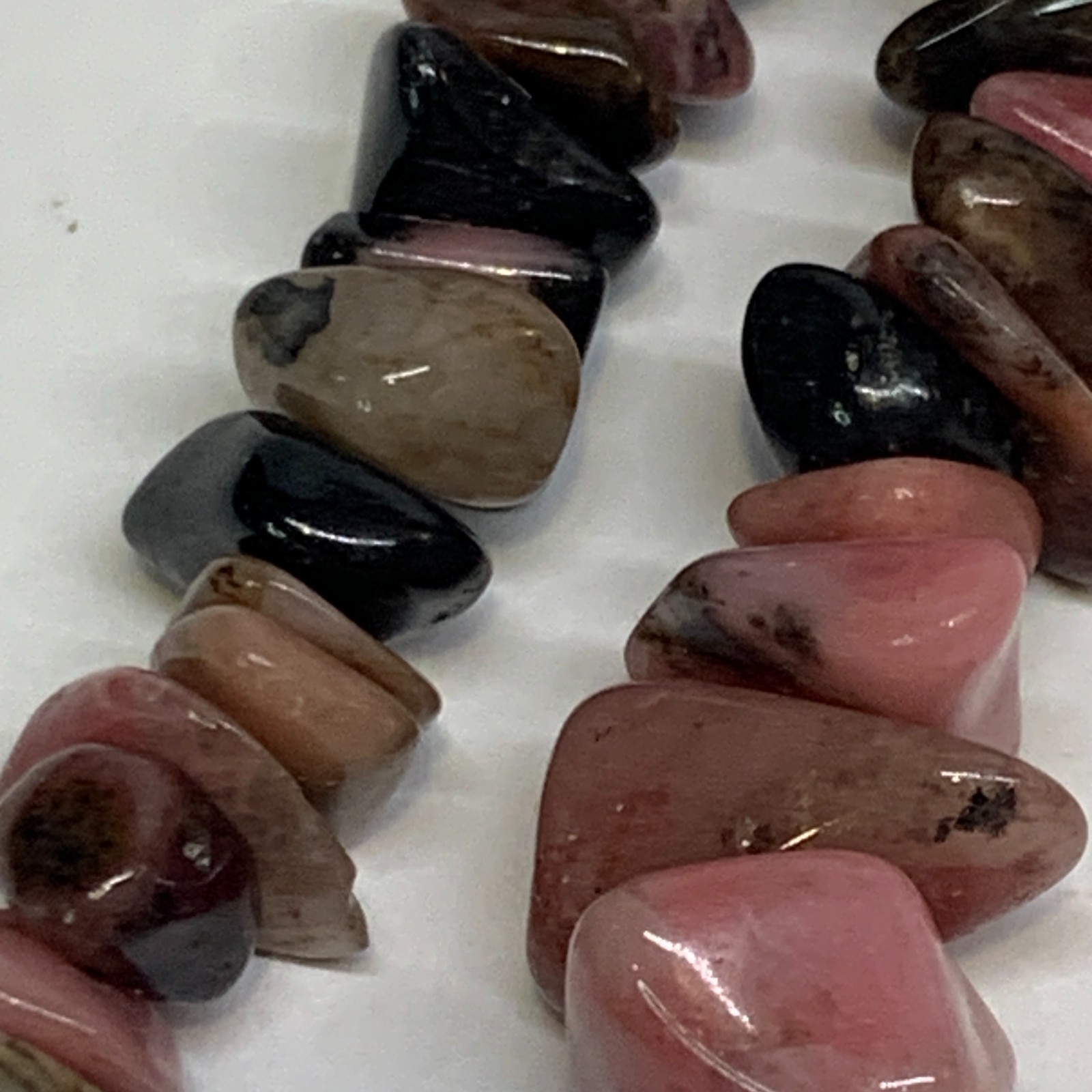 Vintage Pink Chip Raspberry Rhodonite Stone Necklace 15” Single Strand Estate