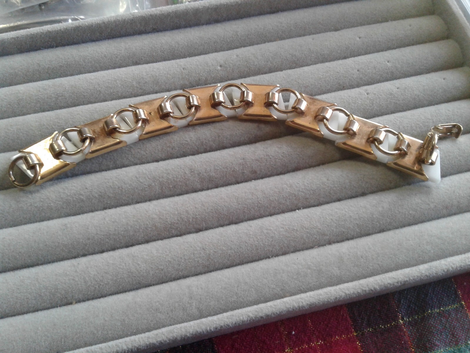 White Thermoset Plastic Lozenge Parallellogram Goldtone Bracelet 1960s