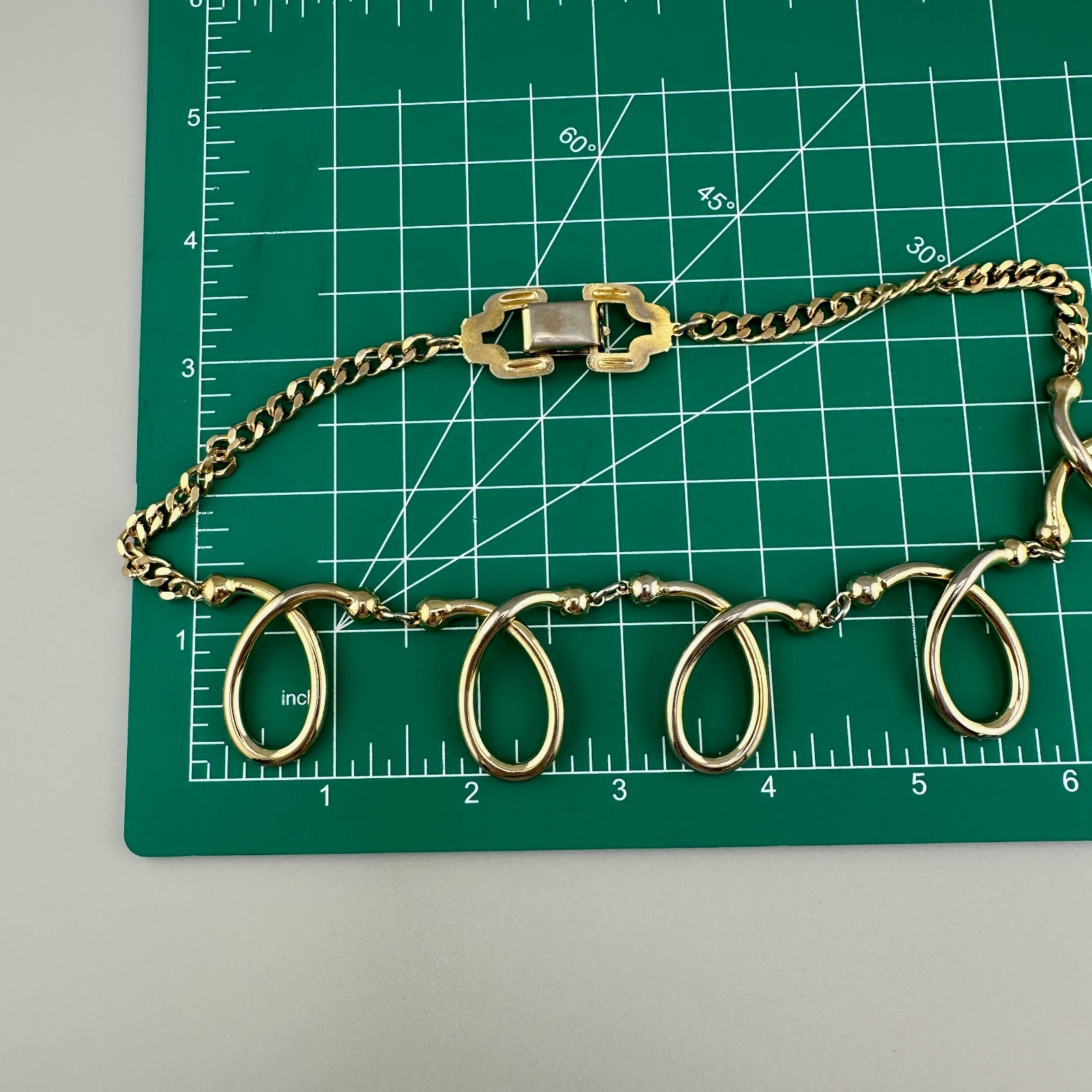 Vintage Chunky Statement Necklace Gold Tone Open Oval Link Retro Collar 1980s