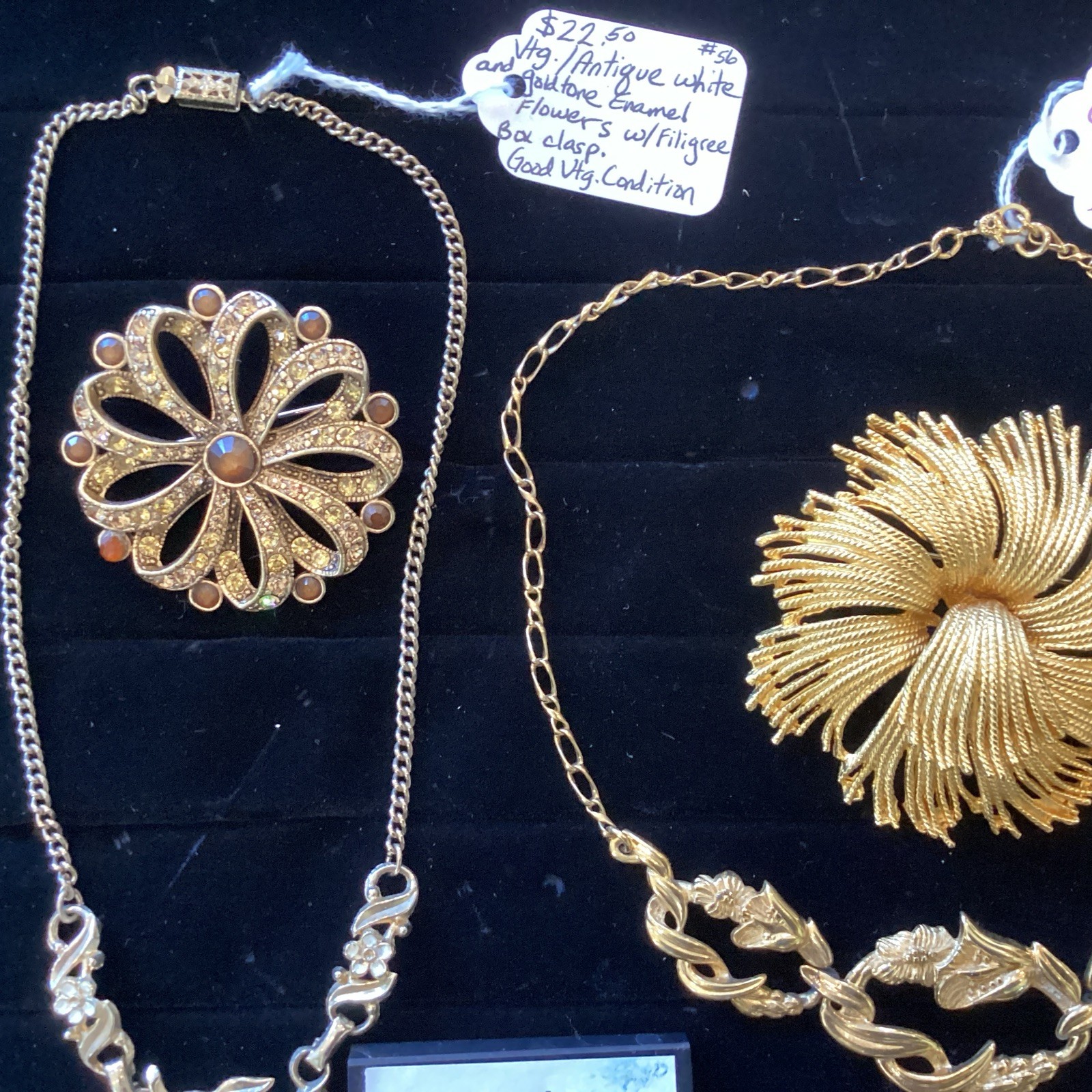 Mixed Vintage Jewelry Lot Necklaces Brooches Earrings Sarah Cov Etc Lot 74