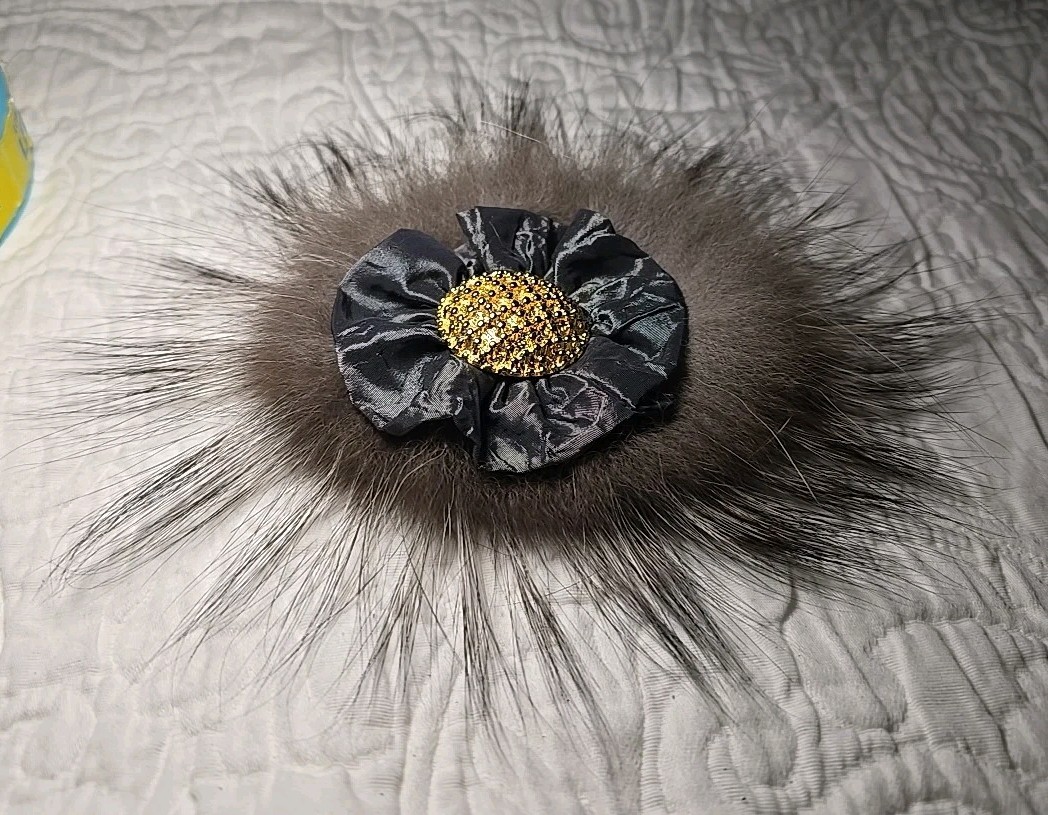 Vintage Mink Fur Flower Brooch Goldtone Center