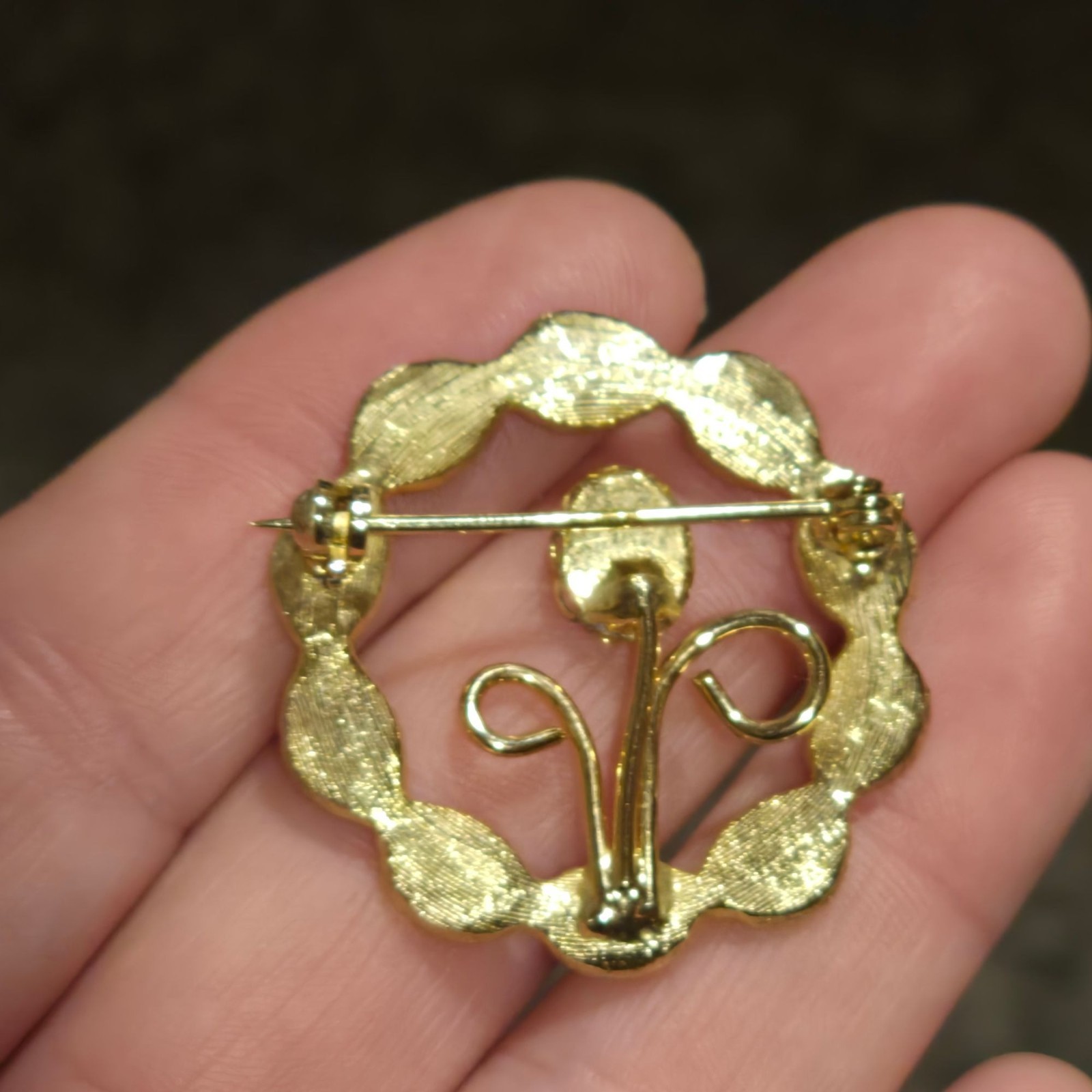Vintage Cameo Wreath Brooch Leaf Frame Blue White Cameo Pin Victorian Revival