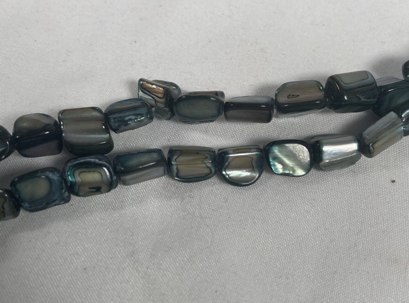 Abalone Shell Made Into Beads And Leaves Necklace Collar