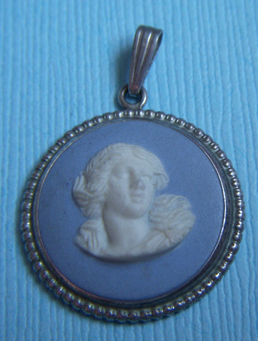 Vintage England Wedgwood woman sterling charm