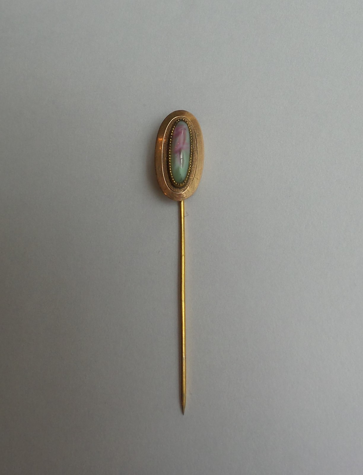 Vintage Estate 9 Karat Yellow Gold Stick Pin
