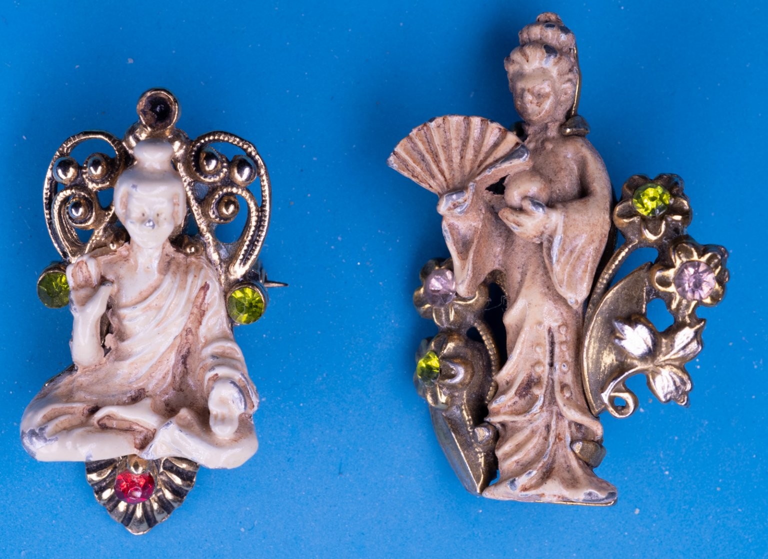 Vintage Asian Figural Brooches Gold Tone Rhinestone 1.5-2″ Buddha Geisha Set