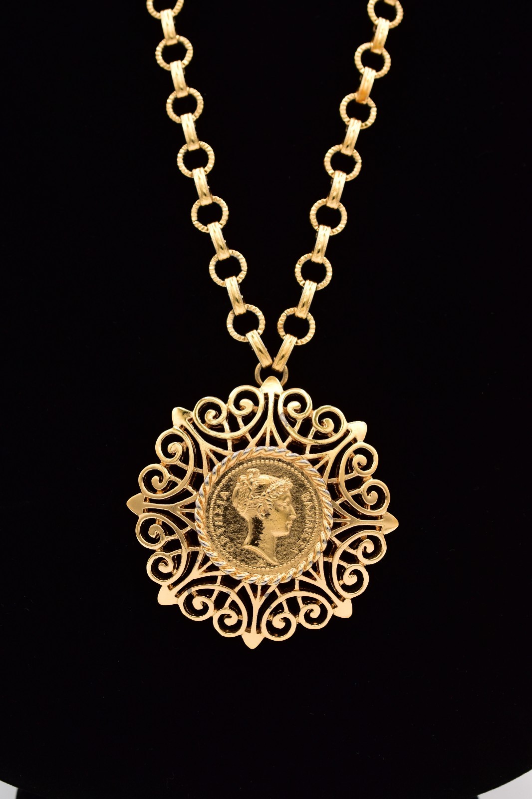 Monet Vintage Coin Pendant Necklace Gold Filigree Medallion Signed 1970s BinBN