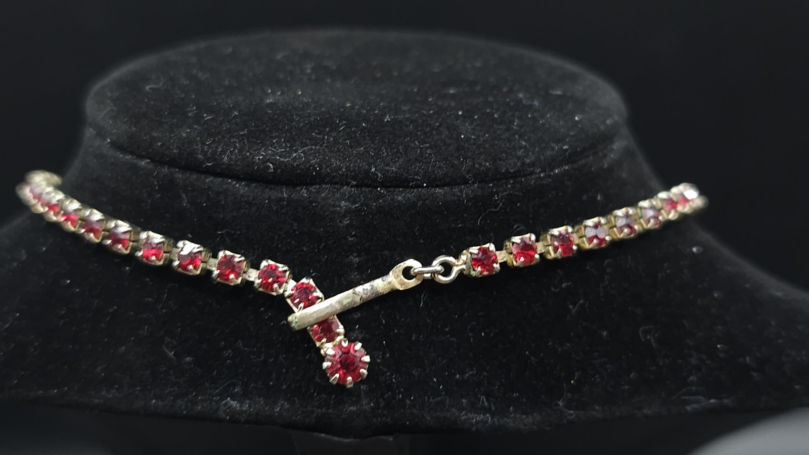 40s KARU-Arke AB BOREALIS Pronged RHINESTONE NECKLACE 16″ Gradiated Red & Pink