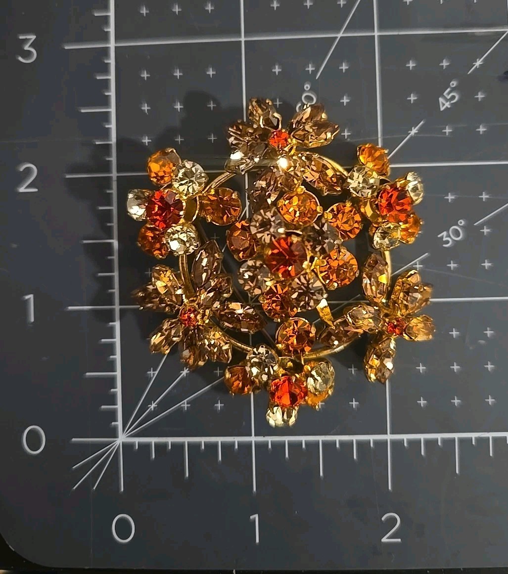 VINTAGE Made In Austria Faux Topaz Citrine Crystal Brooch Pin BRILLIANT!