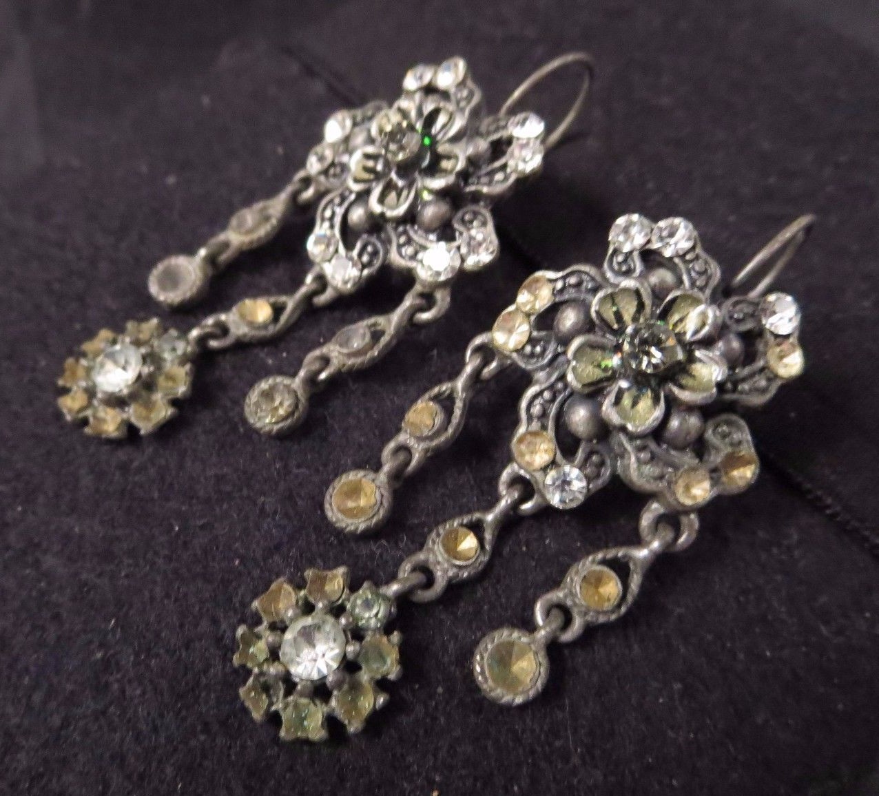 Vintage JZ China Signed Clear Rhinestone Dangle Flower Lever Bk Pierced Earrings