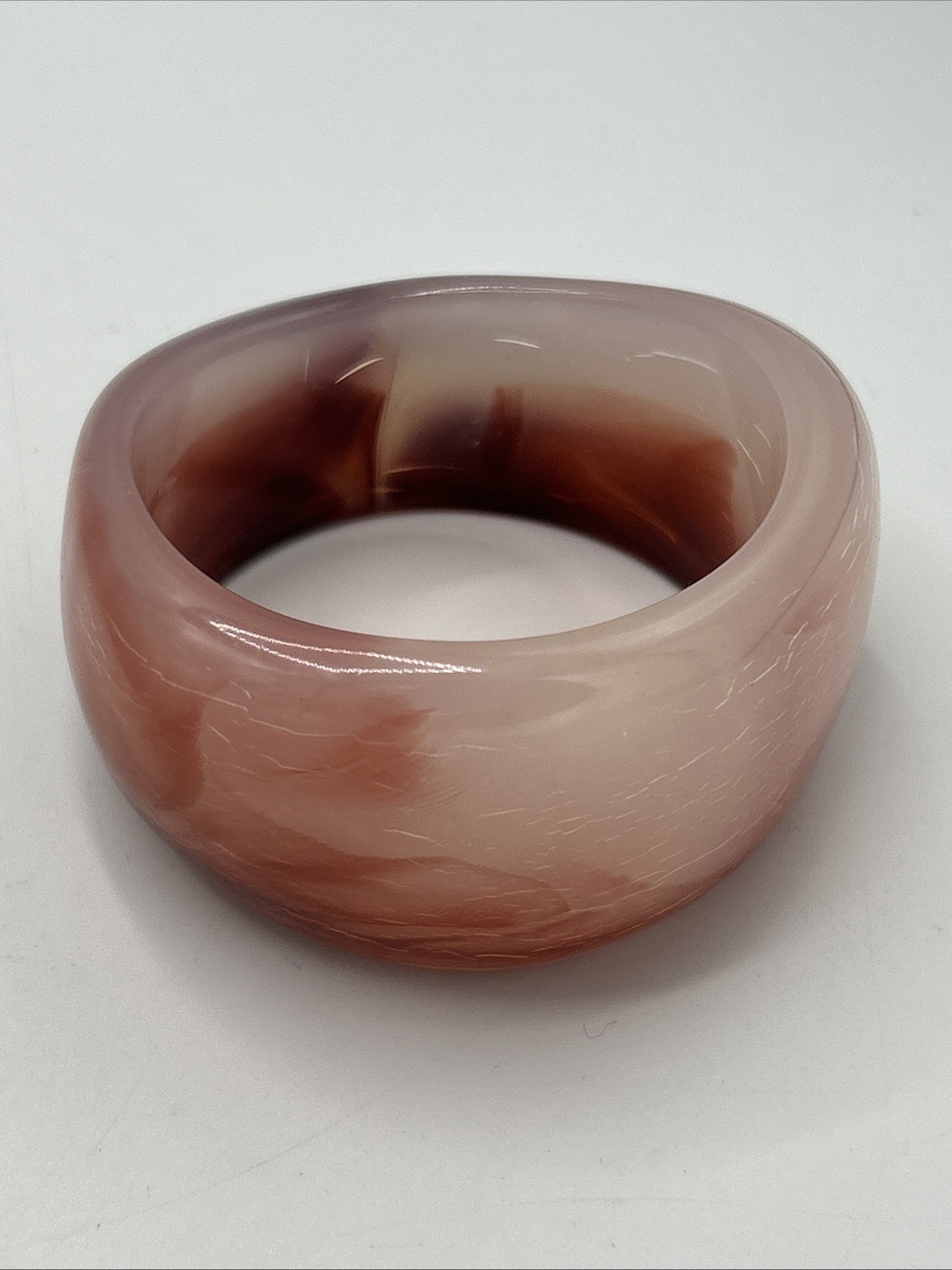 Vtg Lucite Plastic Redish Brown Chunky Bangle Bracelte inside 8″