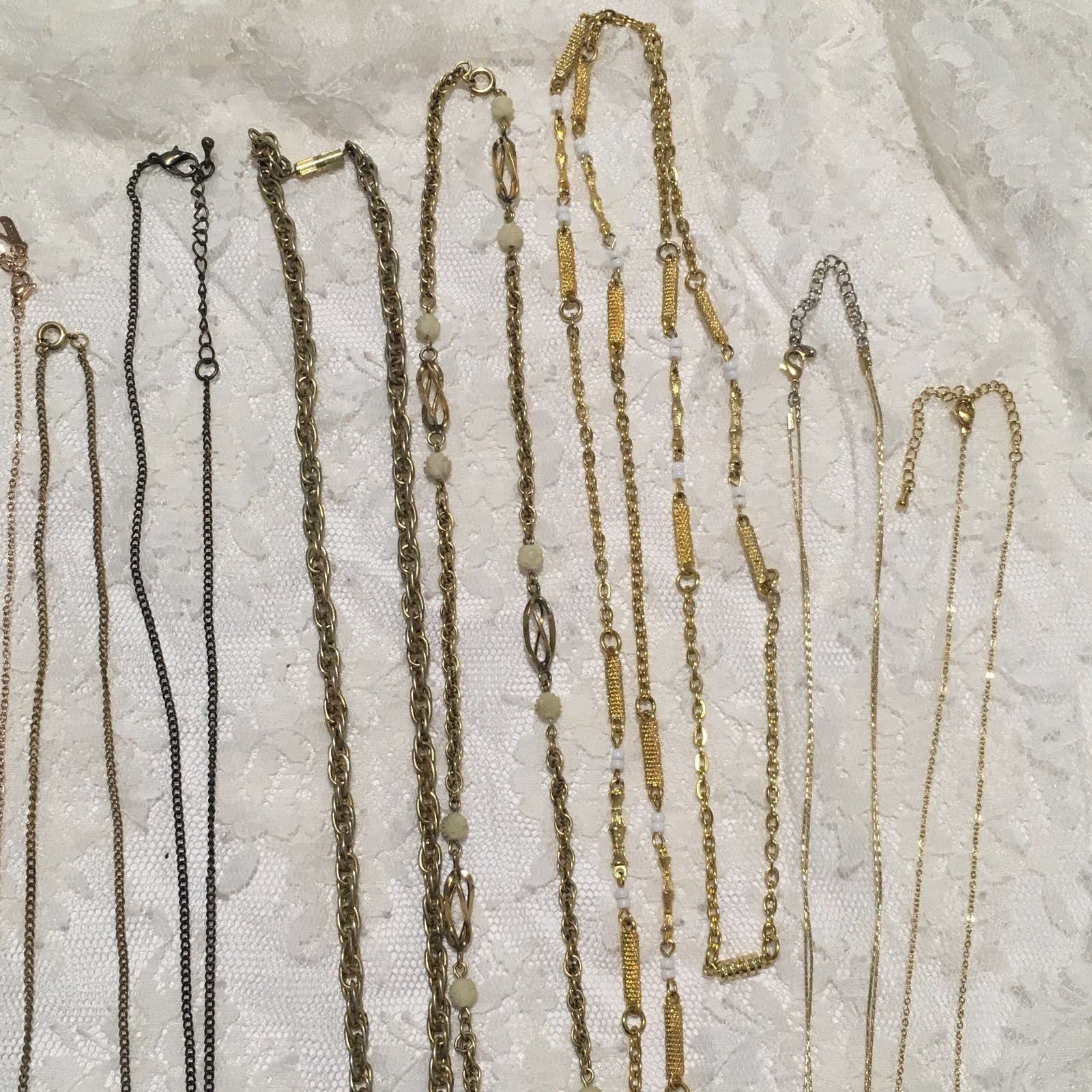 Vintage Necklace Lot Gold tones Lot of 10 Dainty Layering Modern -Vintage