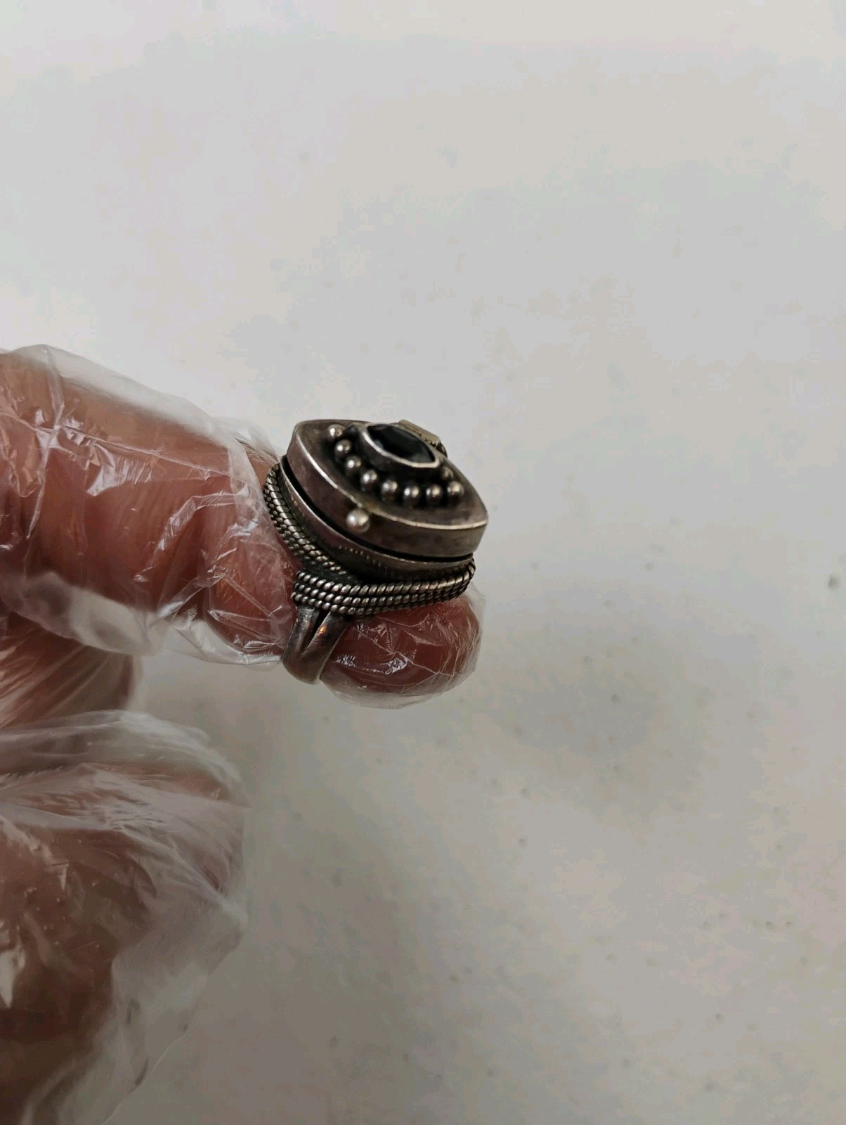 Sterling Silver 925 Marked Vintage Poison Ring With Iolite Stone Sz 5.75
