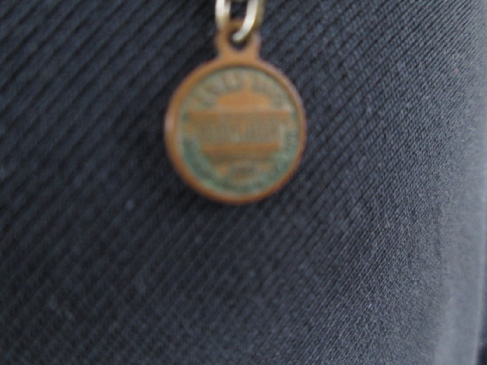 Vintage Miniature Lincoln Cent 1964 Necklace 1 cm Wide Tarnished