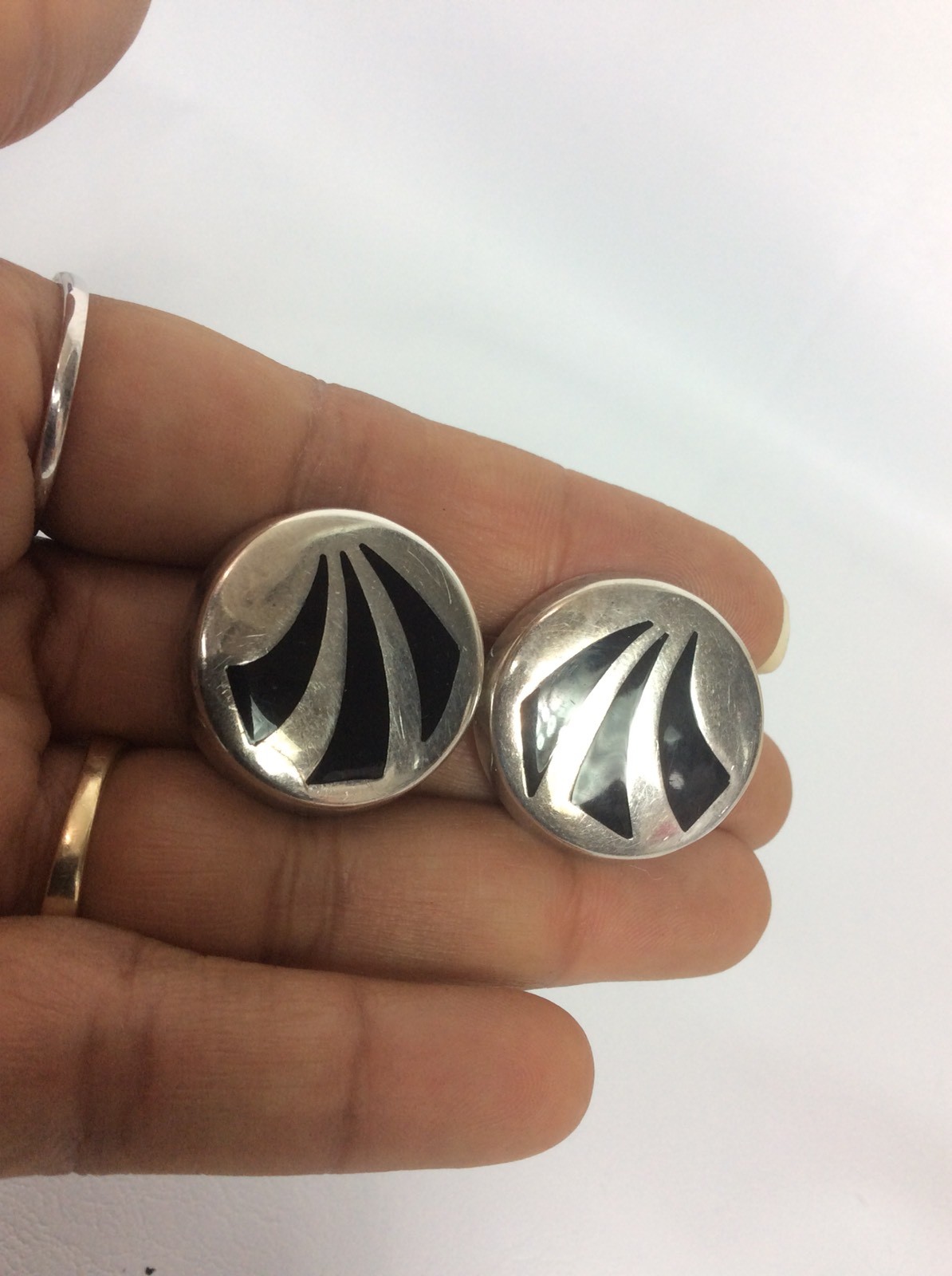 Beautiful Vtg Mexico Taxco sterling silver 925 Onyx Modernist Clip earrings