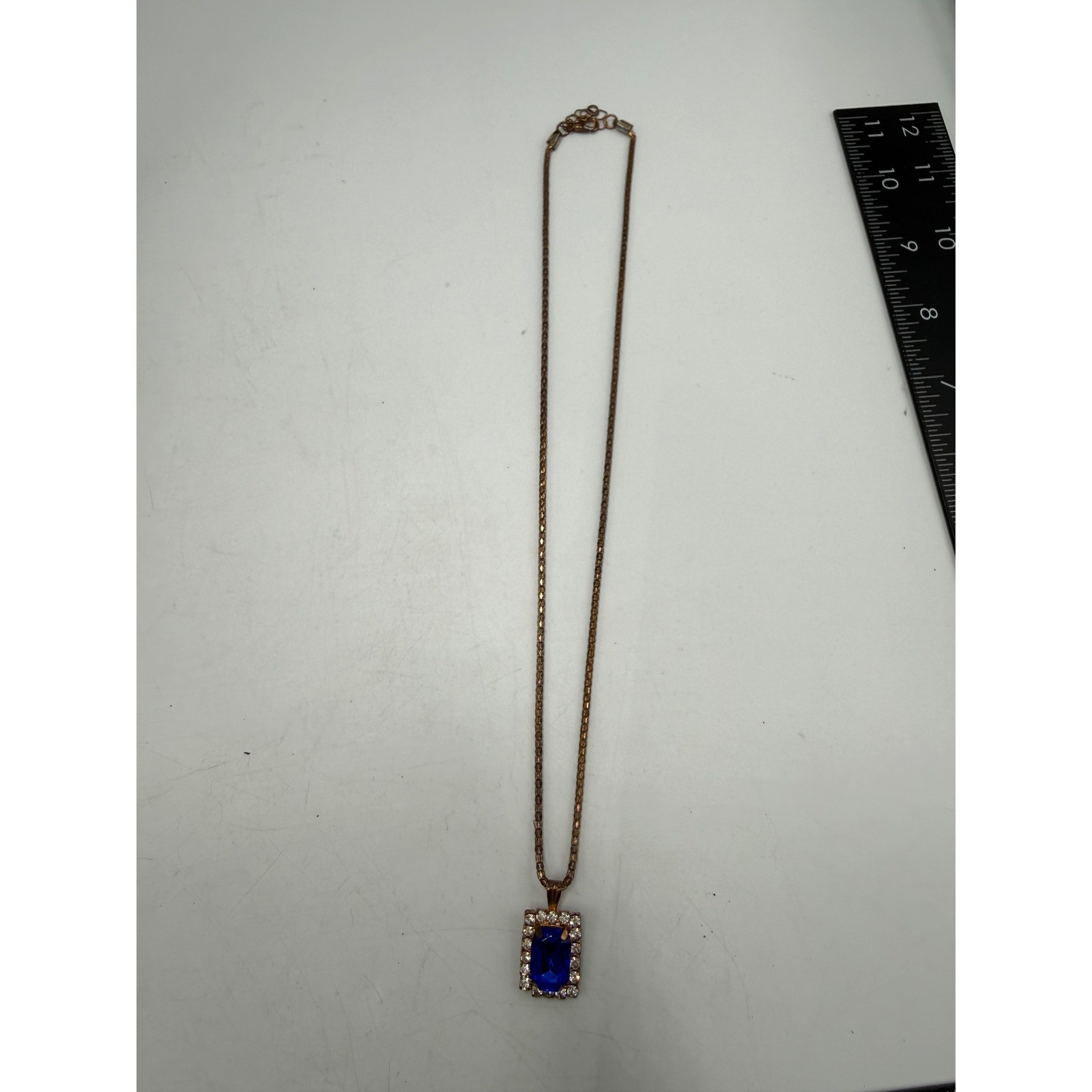 Vintage Blue Faux Sapphire Rhinestone Halo Pendant Gold Tone Popcorn Chain 22″