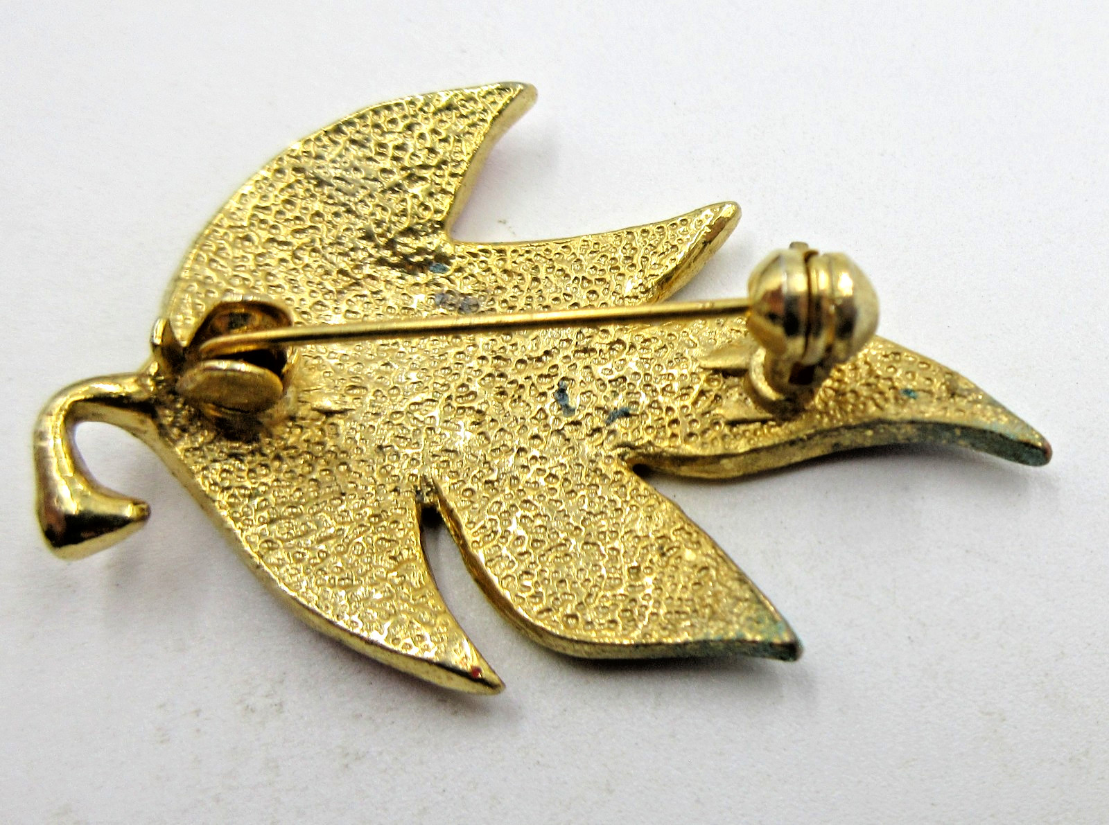 VTG 1.5″ ENAMEL LEAF Brooch Pin blue green red gold tone metal costume jewelry