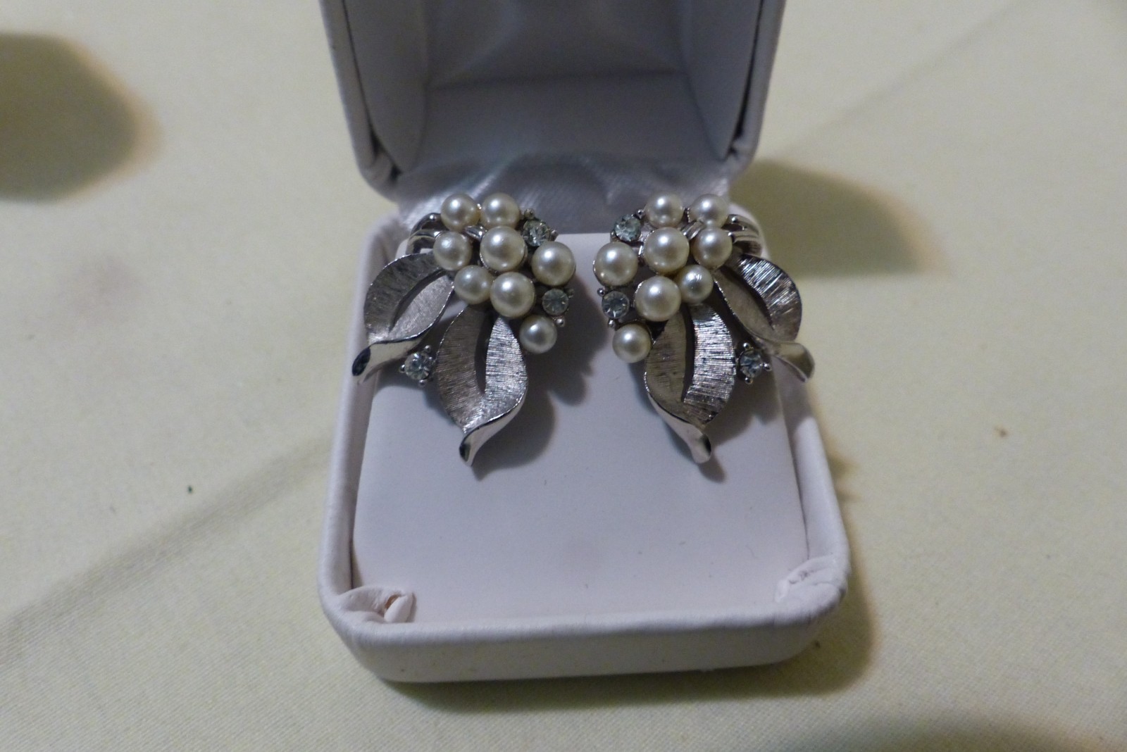 Vintage Crown TRIFARI Slver-Tone Rhinestone / Faux Pearl Brooch and Clip Earings