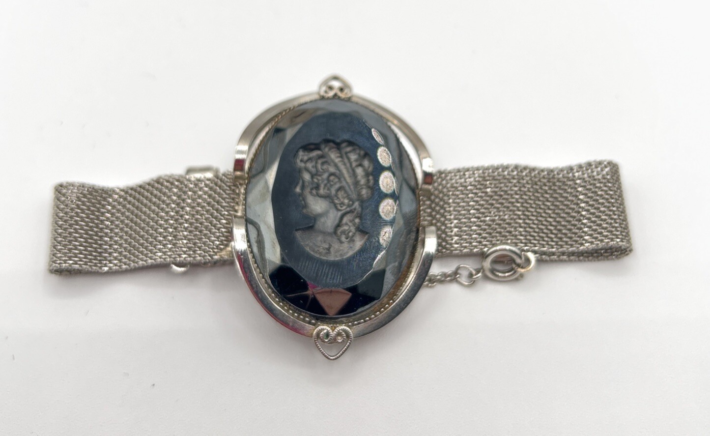 Vintage Reverse Cameo Silver Tone Clasp Bracelet W/ Safety Chain