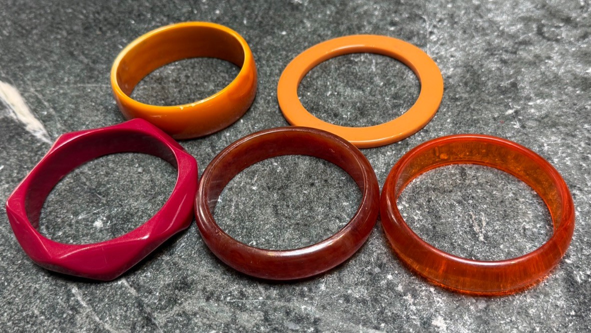 Lot of 5 Vintage 1970’s Lucite Bracelets – Orange, Red, Brown
