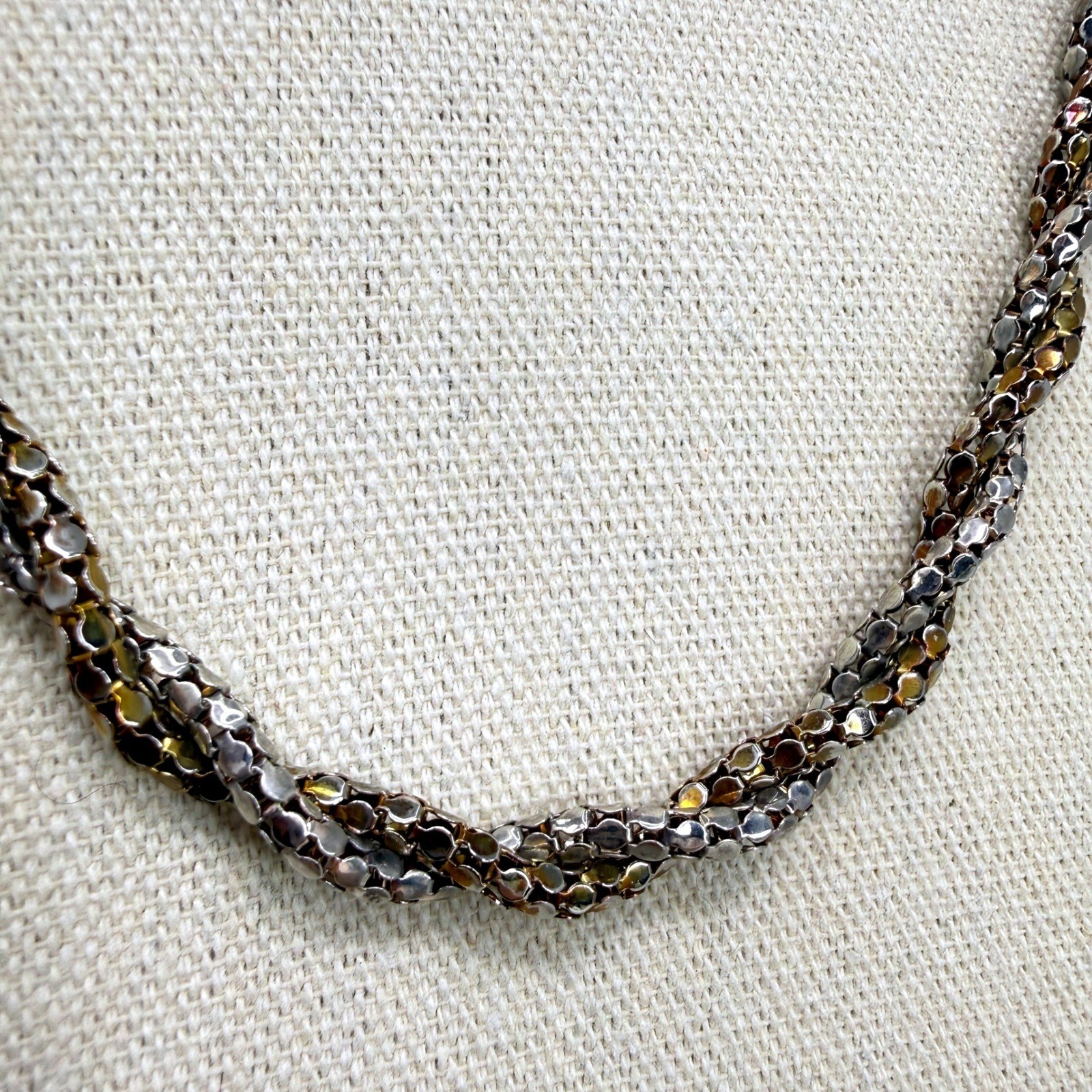 Vintage Two Tone Twisted Mesh Chain Necklace Barrel Clasp Textured