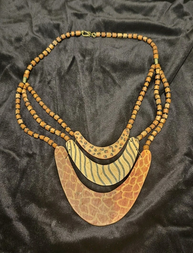 Vintage Handpainted Wood Kenyan Folk Art Safari Necklace, 14″