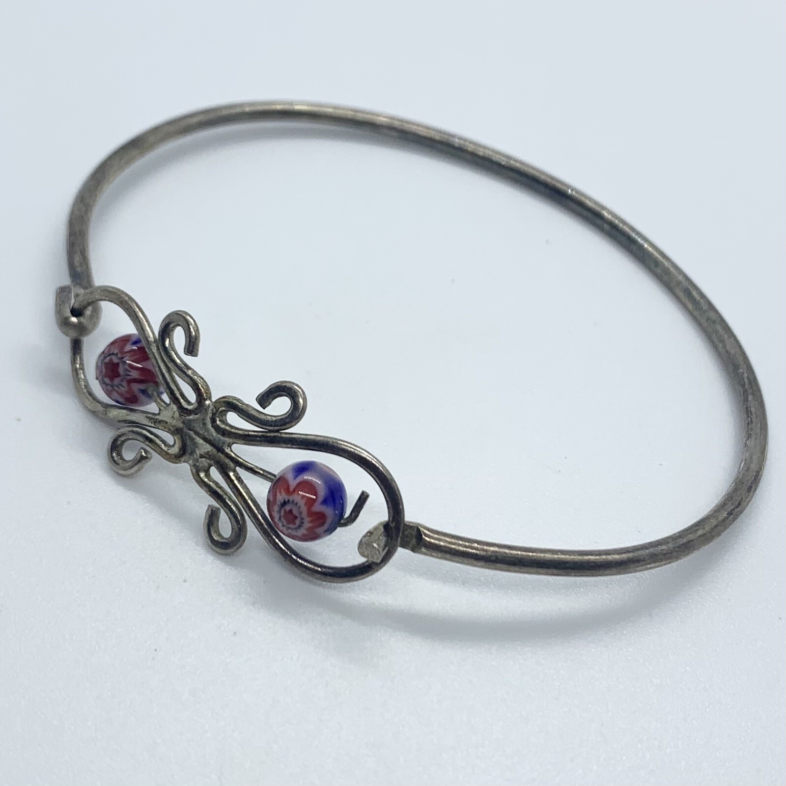 VTG MILLEFIORI RED BLUE SILVER BANGLE BRACELET TENSION HOOK CLASP FLORAL