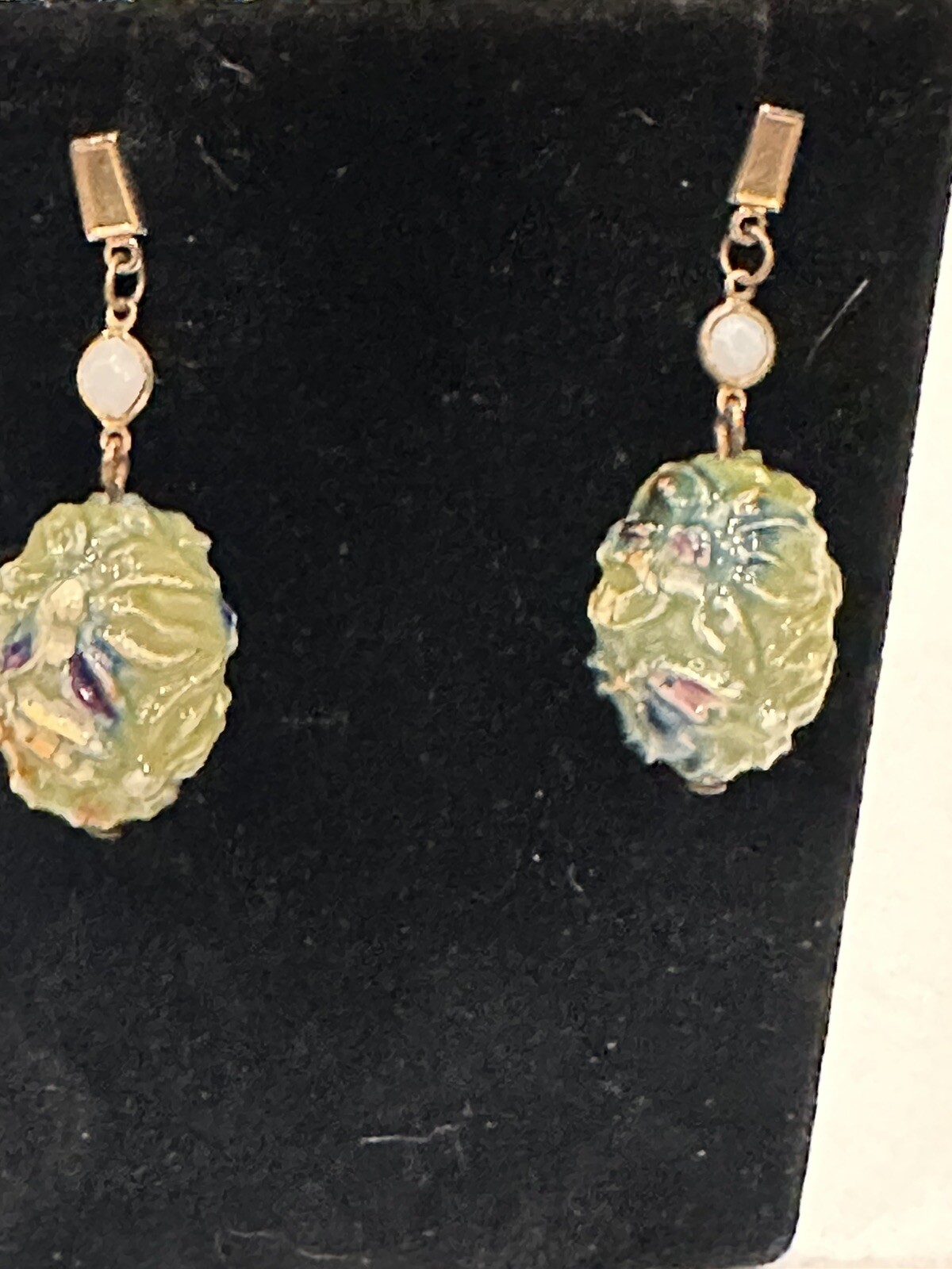 VINTAGE KASHMIRI DANGLE & GREEN LUCITE EGG OVAL FRENCH WIRE EARRINGS LOT 2 PAIR