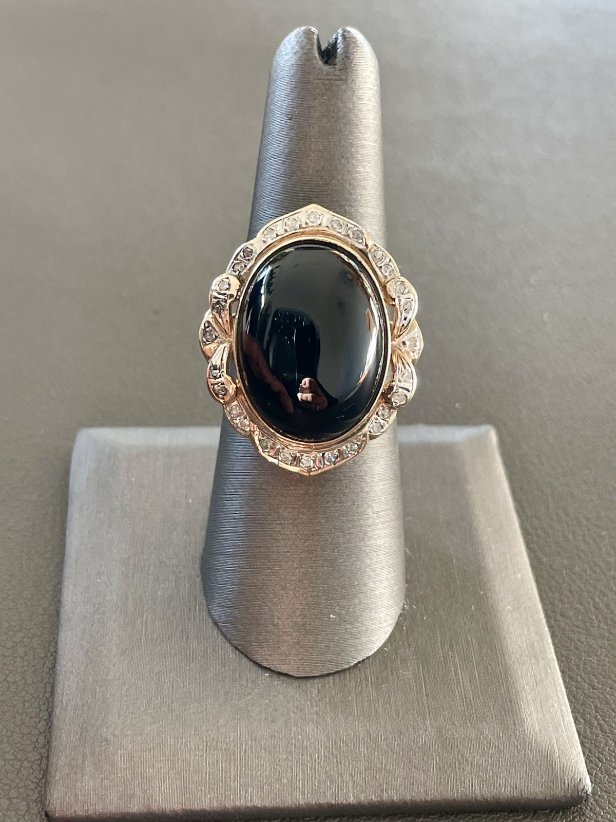 14KT Yellow/White Gold Black Onyx And Diamond Ring. Size 7.5 (Q292)
