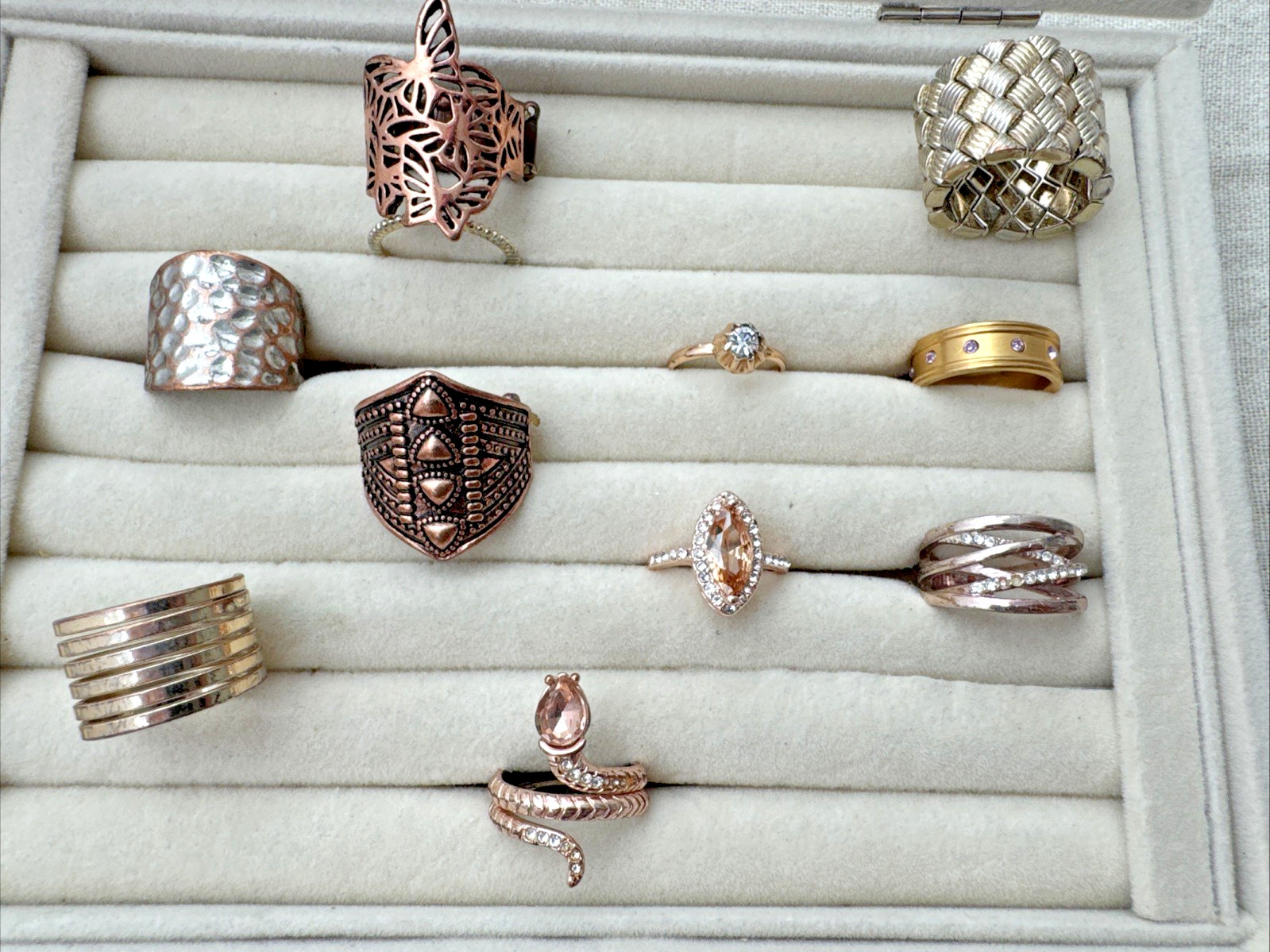 VTG-now Gold rose copper tone snake RINGS Jewelry Lot Chunky 90s 2000s Y2K boho