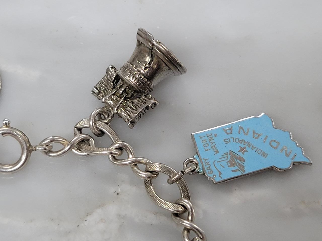 Vintage Sterling Silver Charm Bracelet w/ 12 Charms ~ 7-1/4″ ~ 42.7g ~ 5-E508
