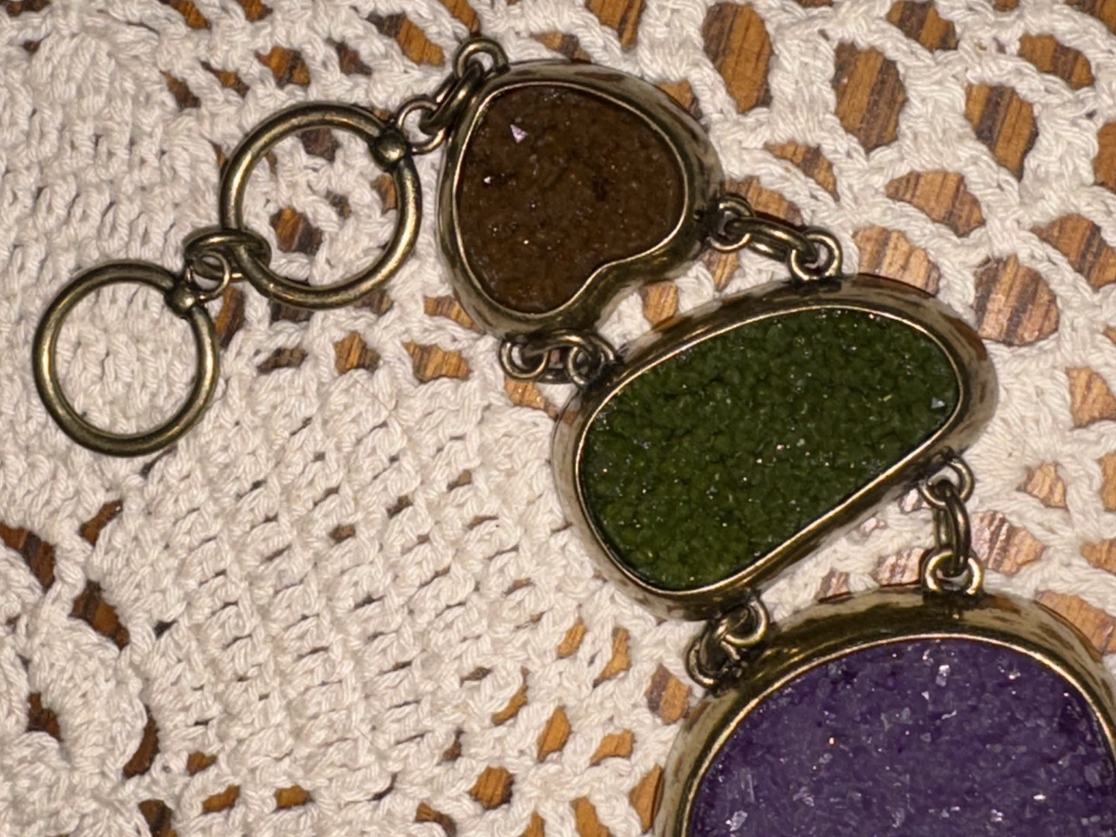 Vintage Handmade 5 Color Geode & Brass Link Chunky Bracelet Toggle Clasp BOHO