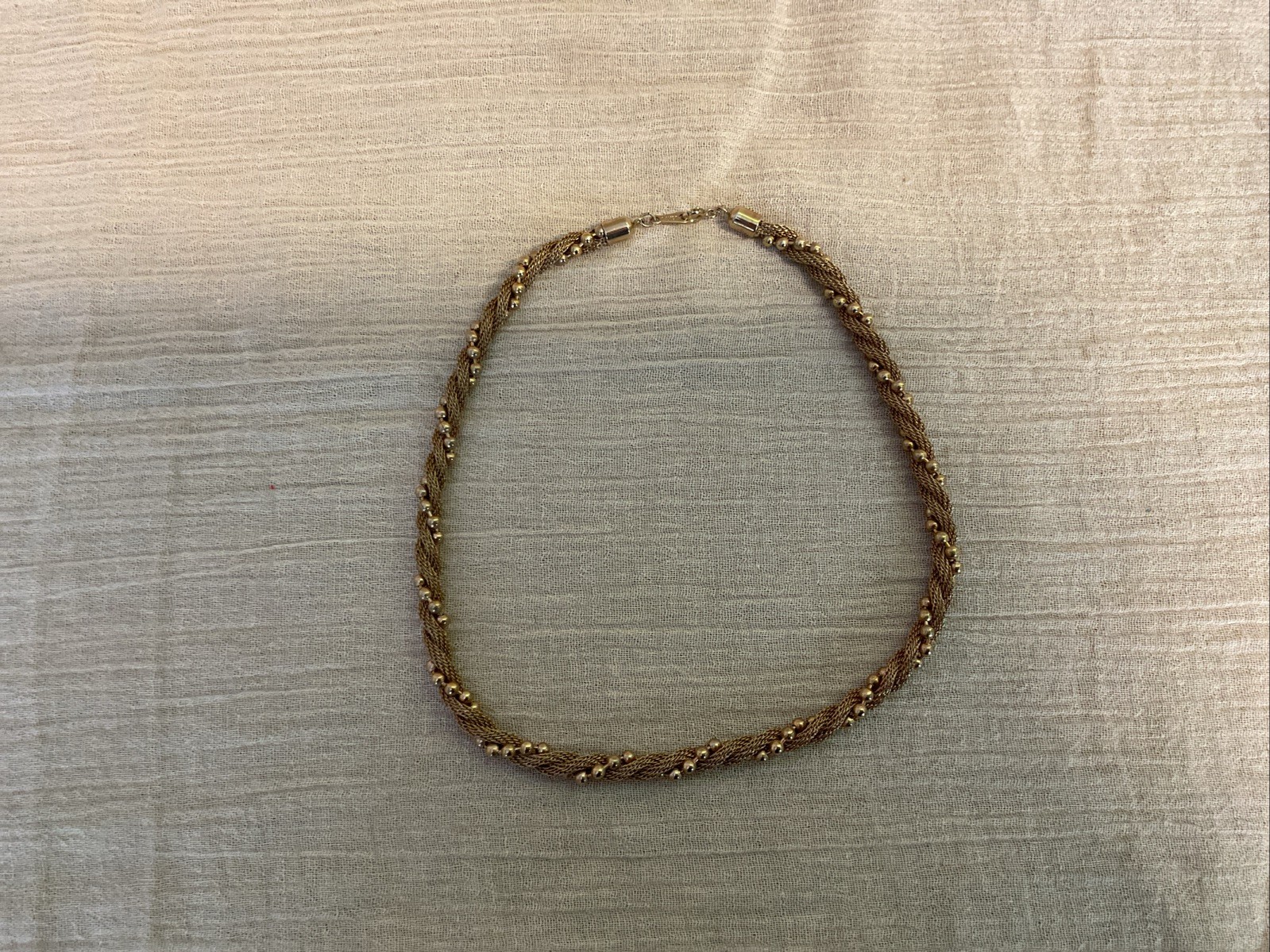Vintage Gold Tone Avon Mesh Bead Twisted Necklace 16” Chain With 3” Extender
