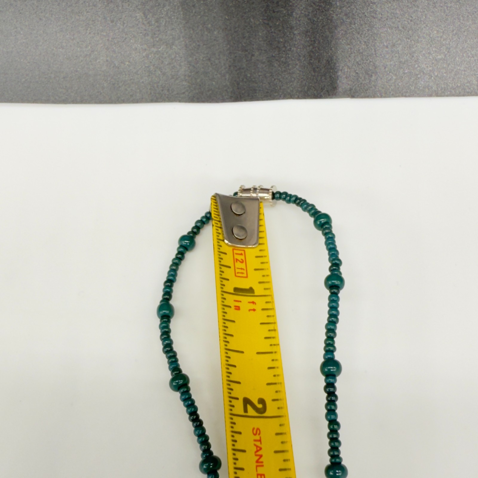 Vintage Necklace Agate Pendant and Green Black Stones 22 Inches