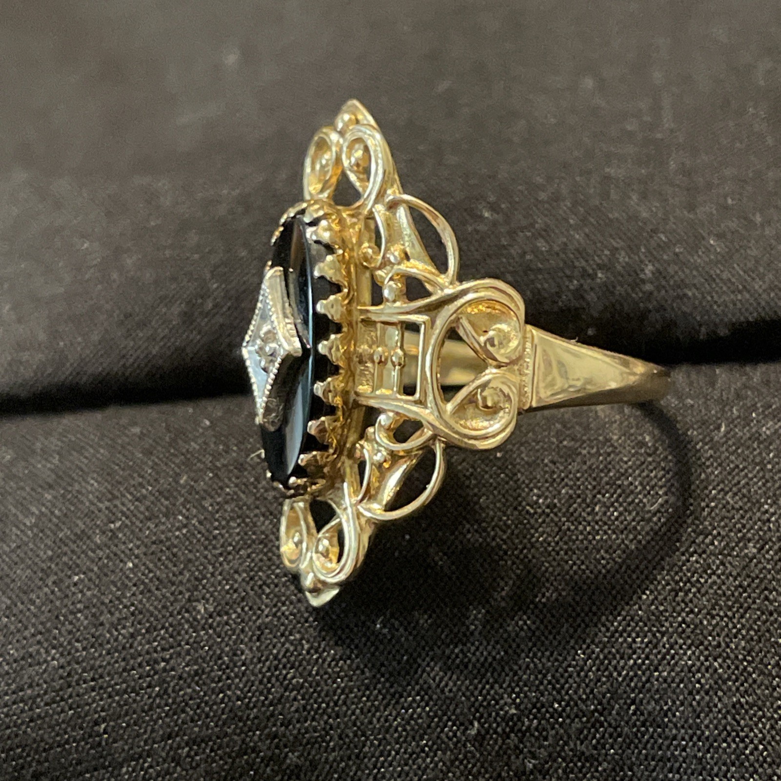 Vintage PSCO 10K Gold Black Onyx Diamond Filigree Lace Cocktail Ring Size 7
