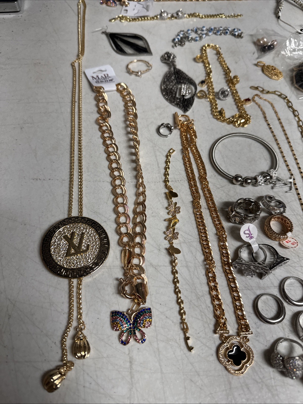 Lot Of Mix Vintage JEWERLY #5