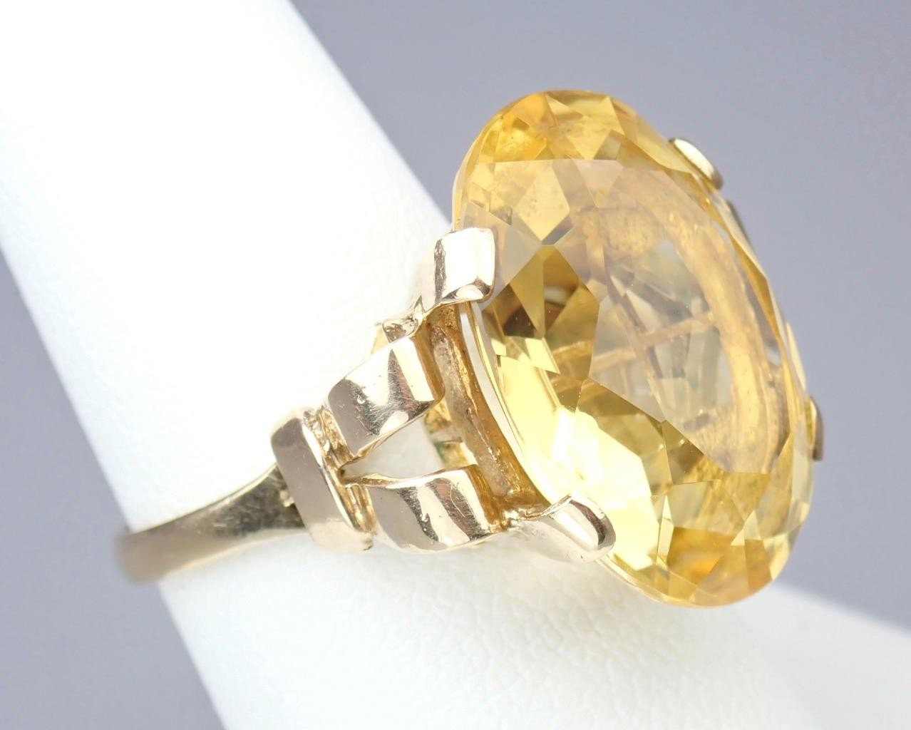 Beautiful Vintage Mid Century 9K Gold 13.3Ct Citrine Cocktail Ring 1960s Sz 8.25