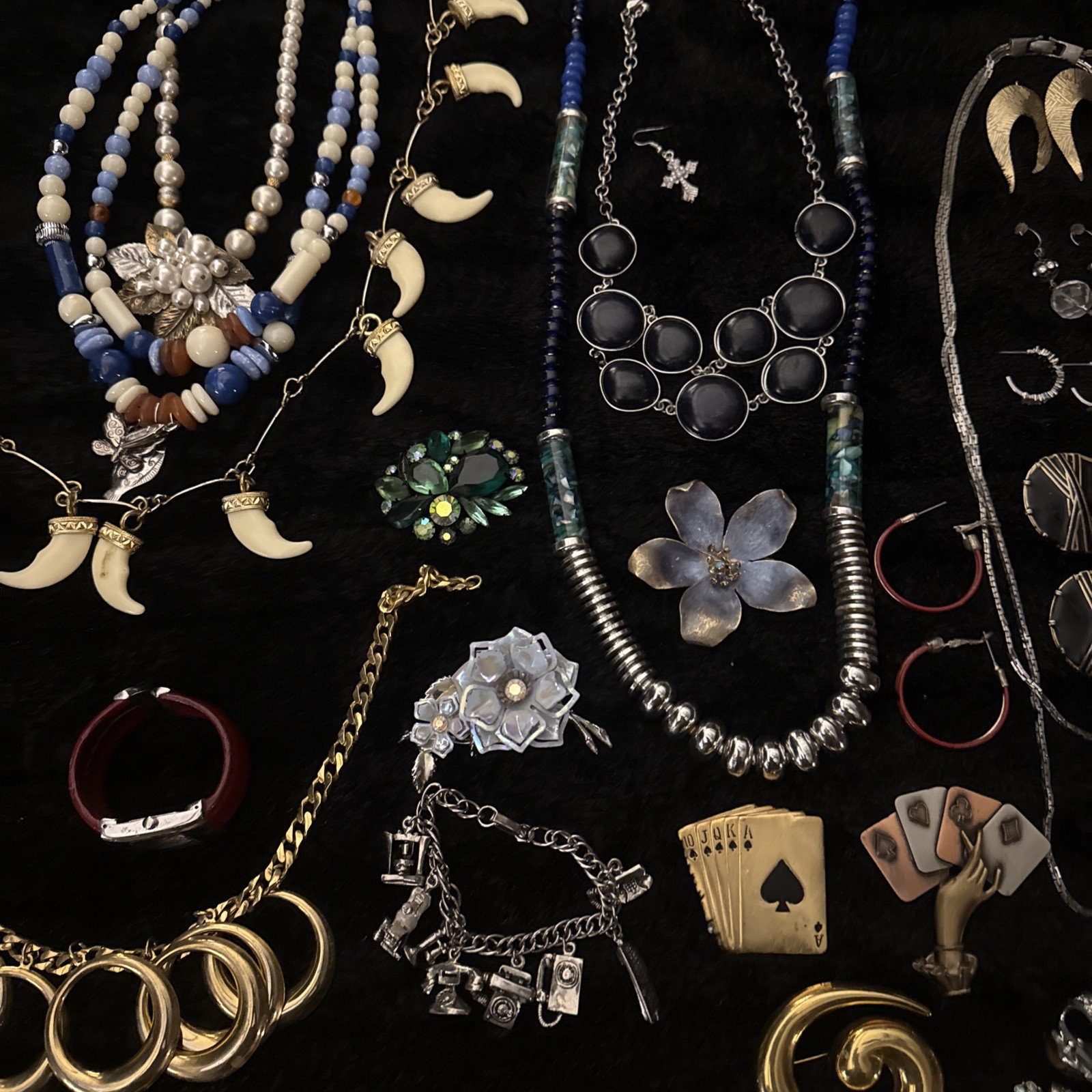 Huge Vintage Estate Costume Jewelry Lot Anne Klein Monet Napier 200+ pcs