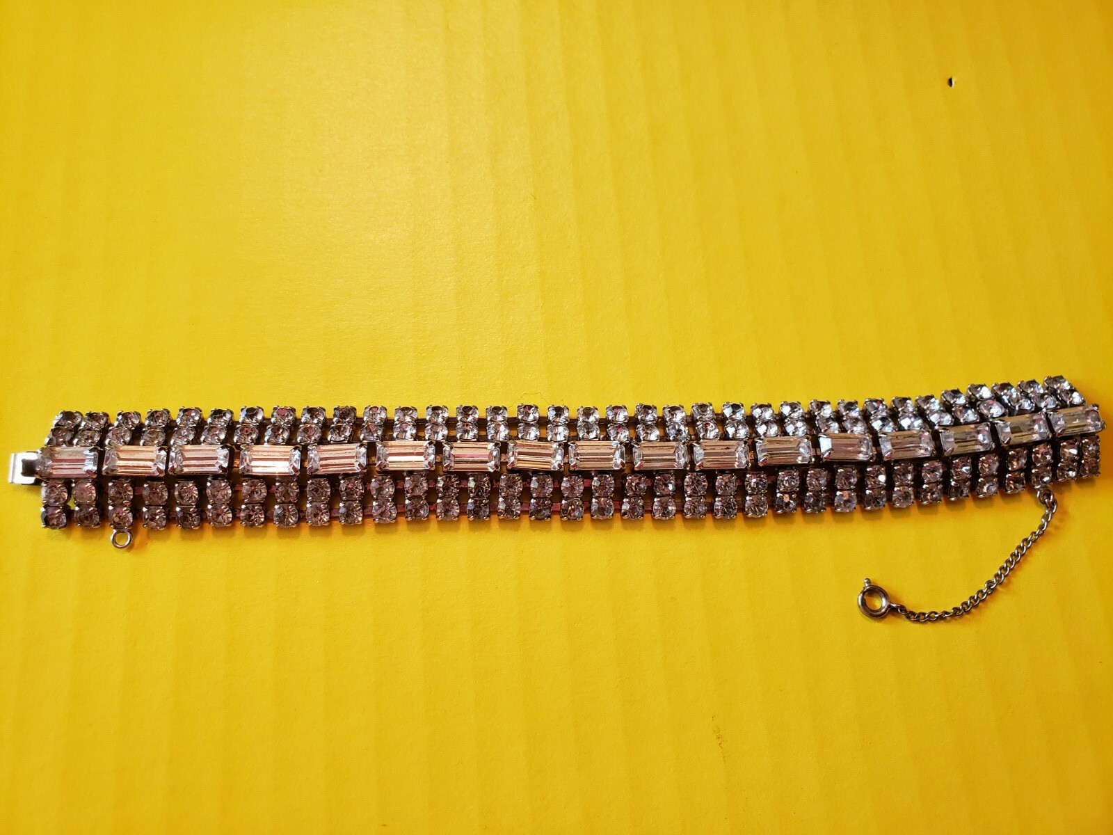 Vintage 5 Row Unbranded Rhinestone Bracelet 7 1/4″
