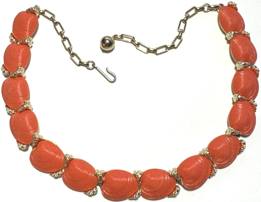 Vintage Necklace Coral Orange Shell Chain Acrylic Gold Collar Beach Link 3