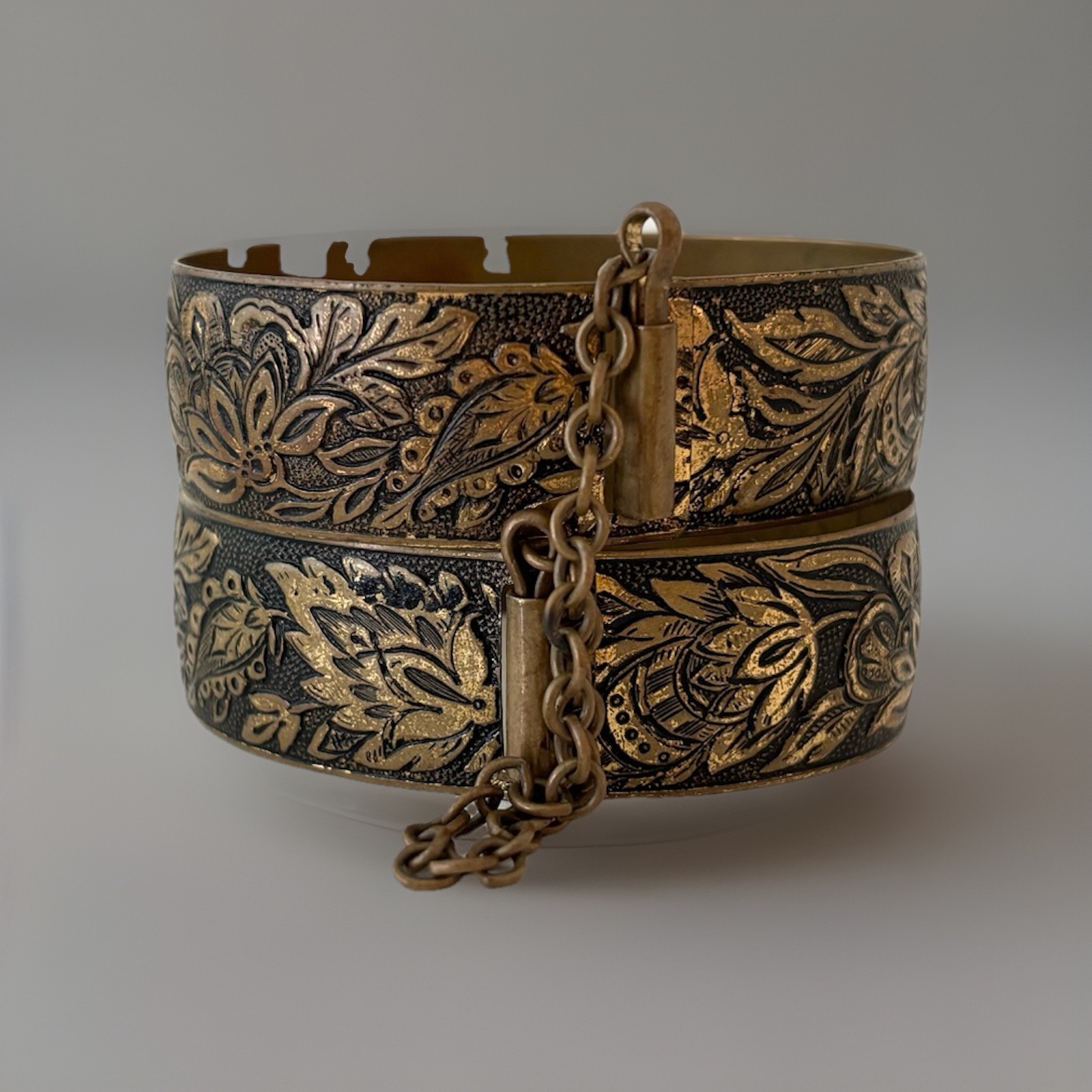 PAIR – Victorian Brass Bracelets Etched Floral Design Bangle Hinged Together