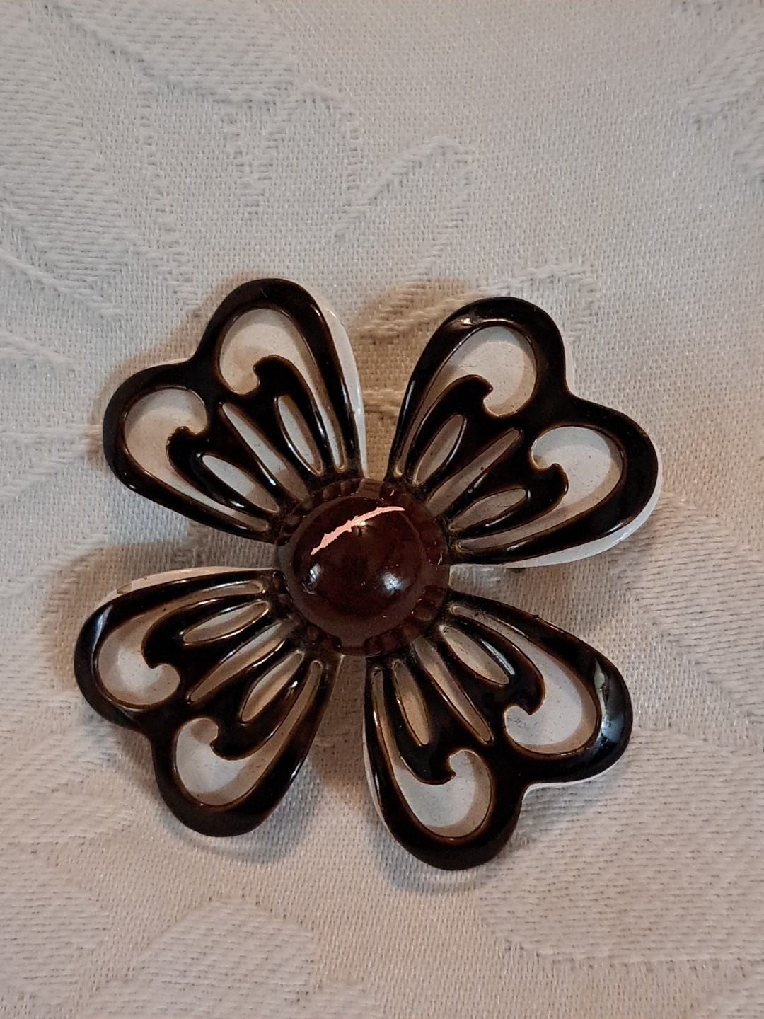 Vintage MOD Brown & White Flower Brooch Pin with Scratch