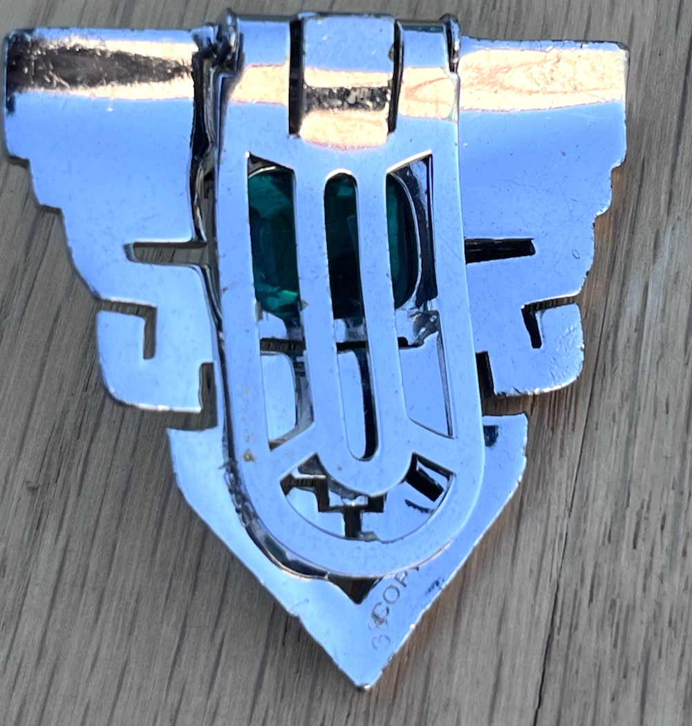 Antique 1933 Green Glass Art Deco Triangle Scarf Dress Clip Brooch Pin Set