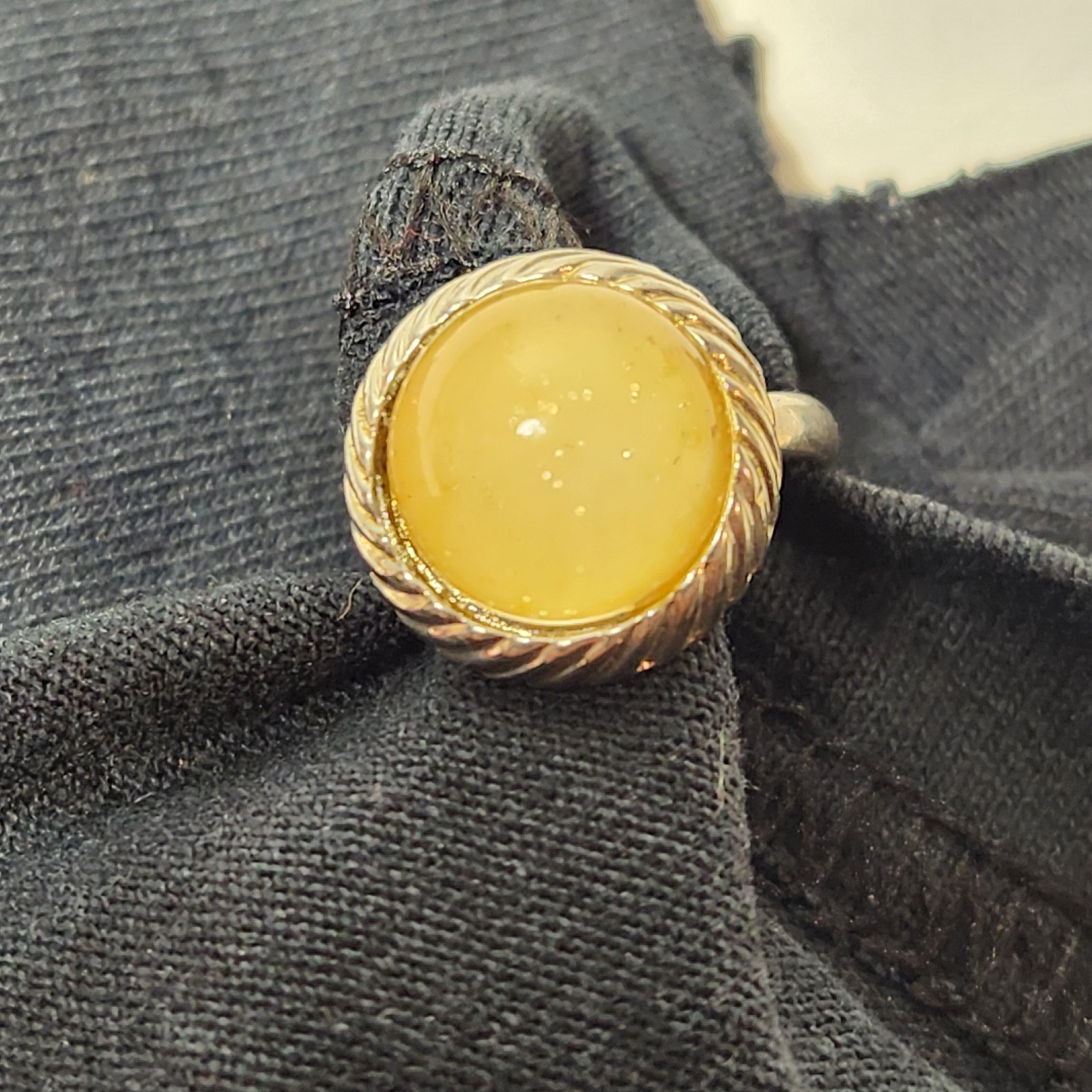 VTG Moon Stone Cabochon Ring Size 5.5 Expanding Translucent Sparkle Silver Tone
