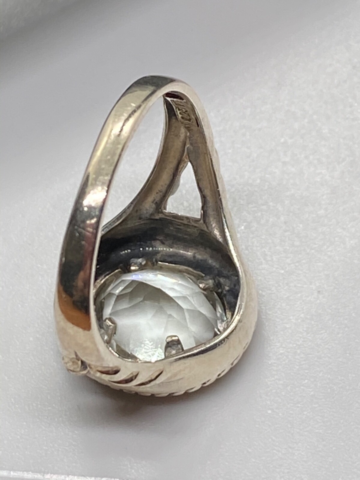 Stately Lt Green Peridot or Quartz Right Hand Ring, Sterling Silver