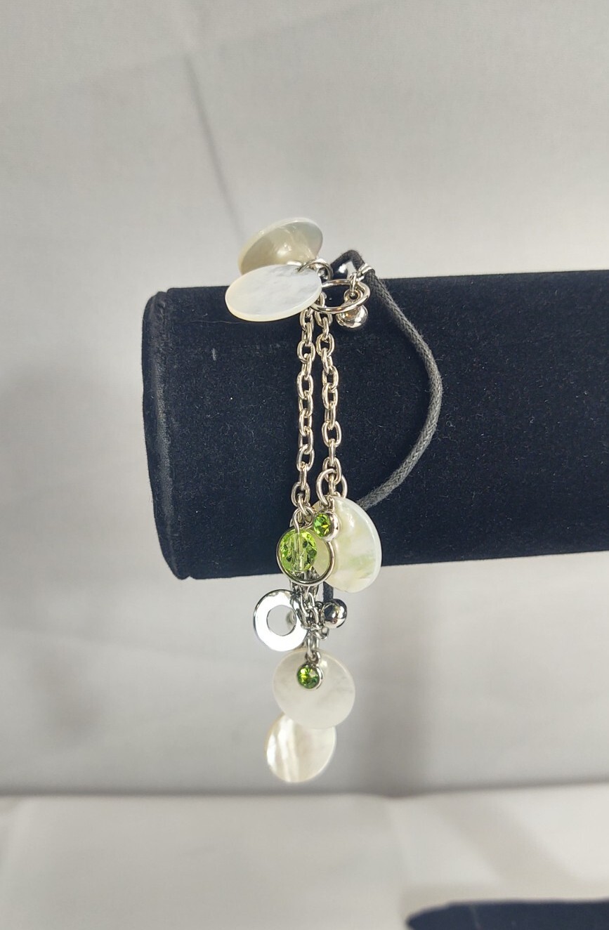 Vintage Jewelry Set Choker Necklace And Bracelet Silver Tone Shells Green Beads